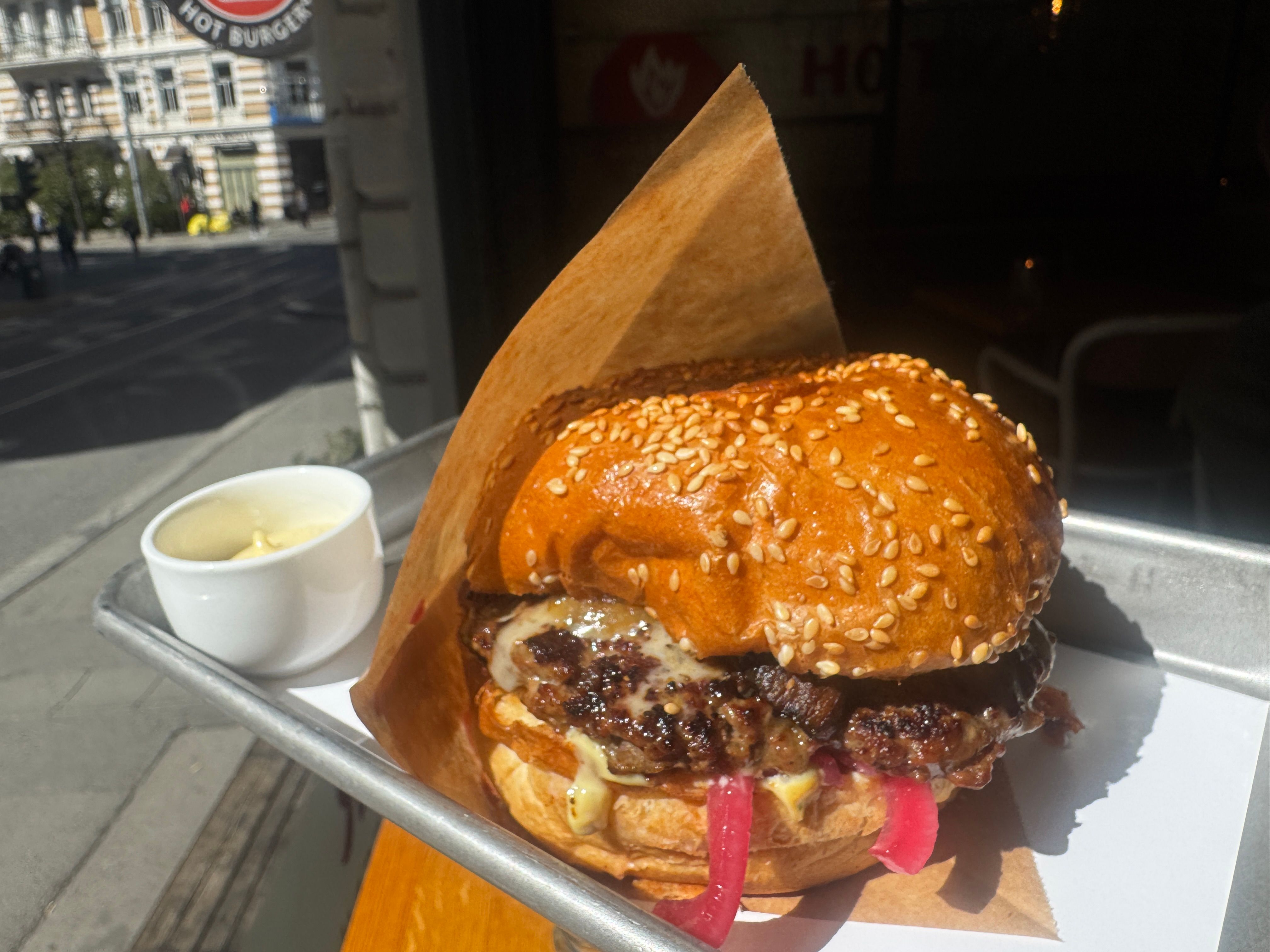 Vi har spist på 14 burgersteder. Her er dommen!