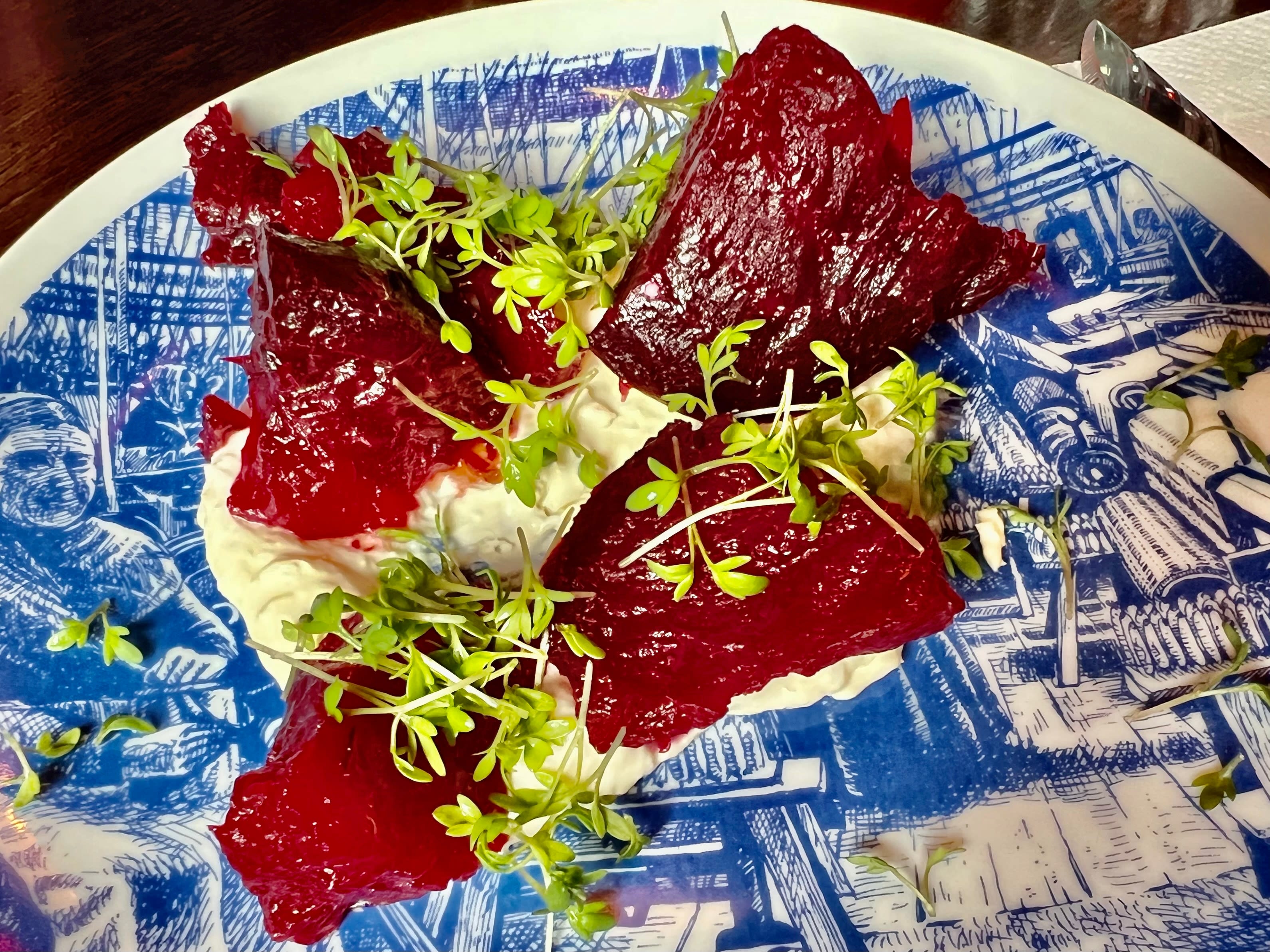 Rødbeter med pepperrotkrem. 