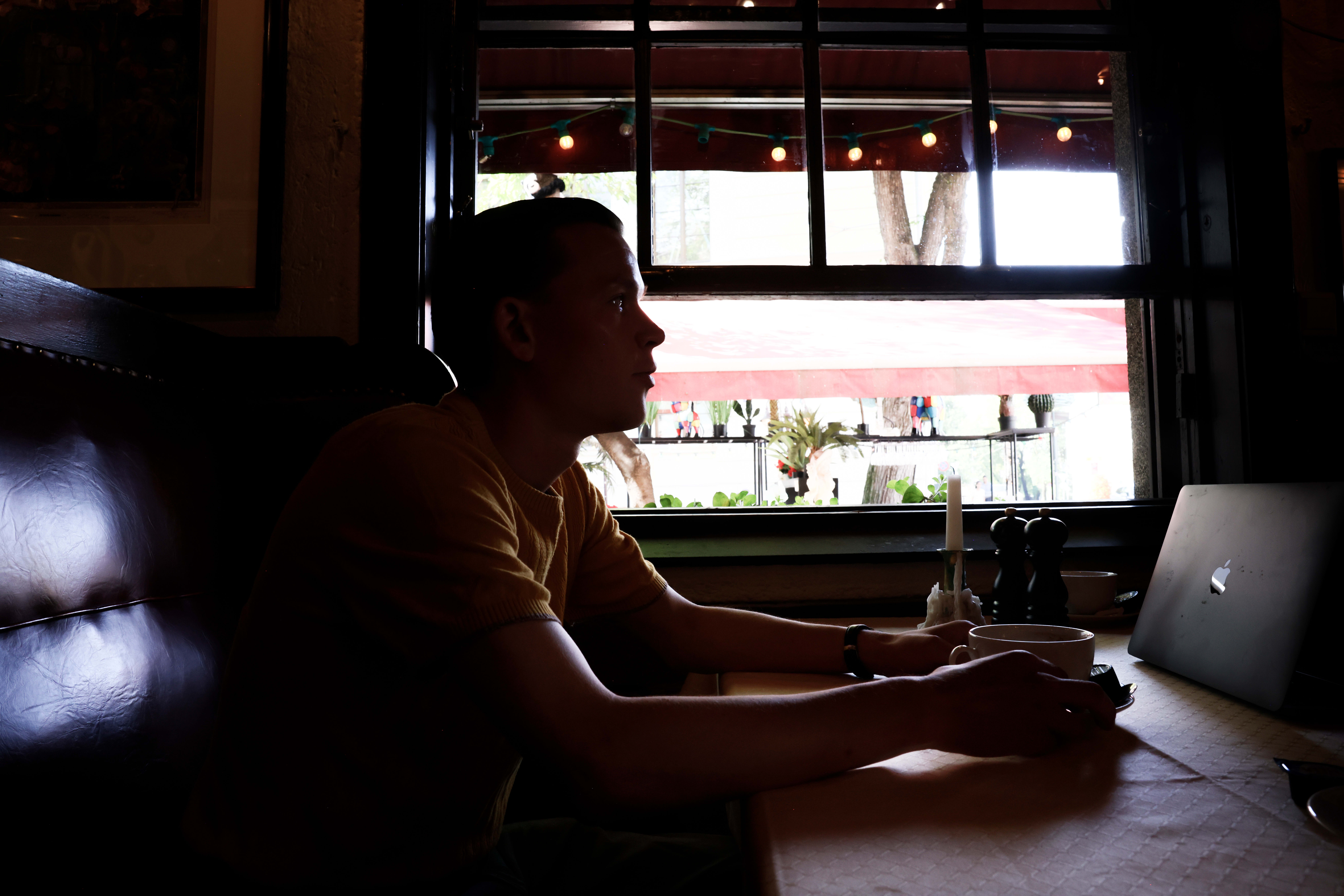 Forfatteren håper boken kan bidra til å skape debatt og bedre arbeidsvilkår. 