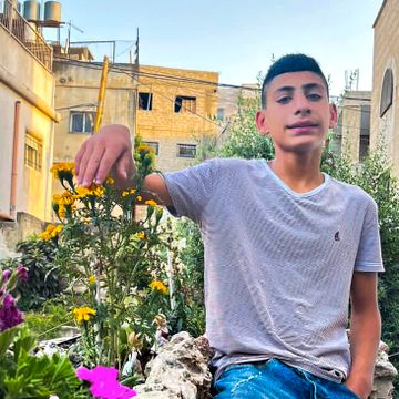 Amer (14) gikk med avskjedsbrev i lommen.  Hvordan kunne han ende opp som martyr for sine egne?
