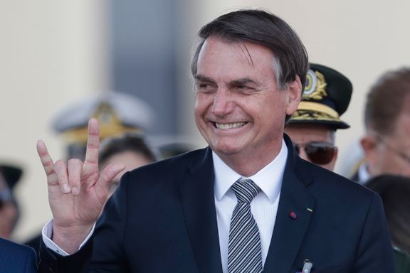 Bolsonaro dropper Amazonas-møte på grunn av brokk-operasjon. Nå faller presidentens popularitet