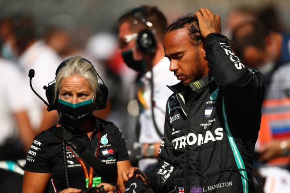 Lewis Hamilton bryter med mentaltreneren