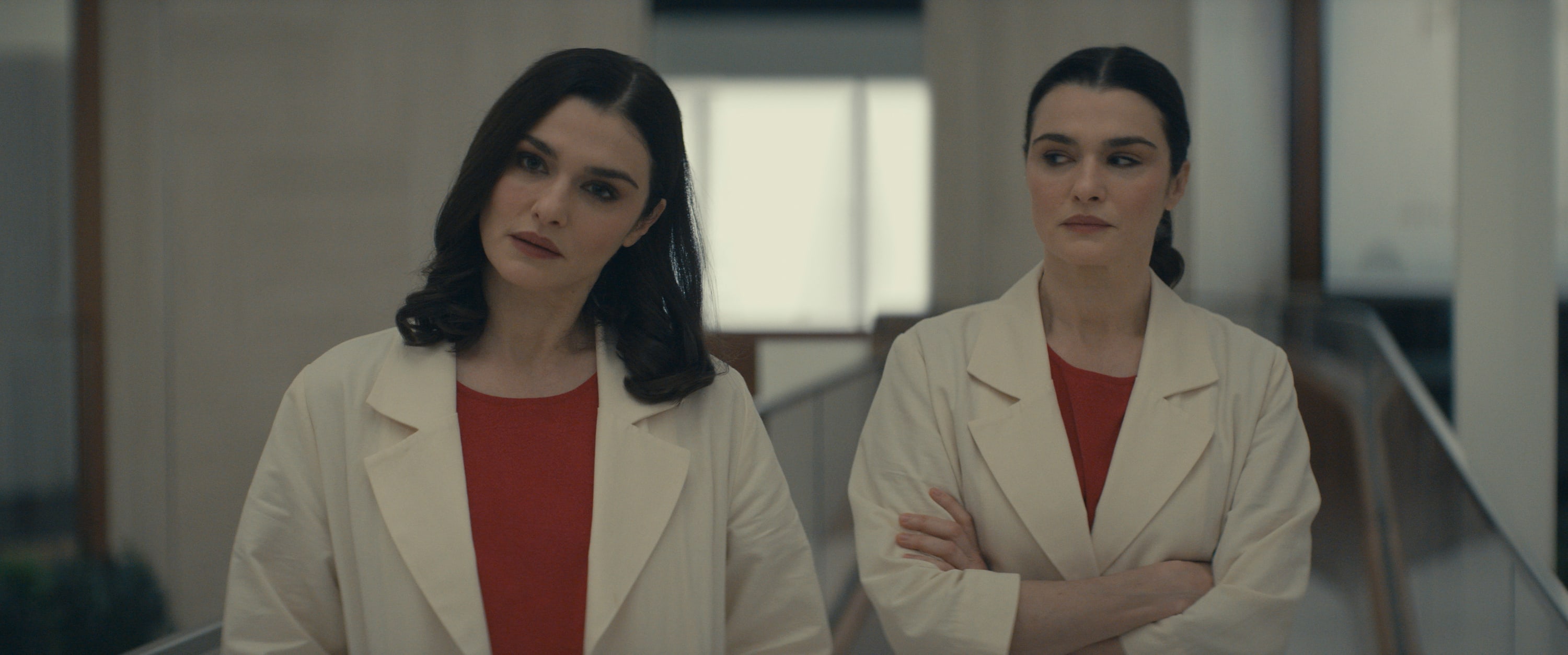 Rachel Weisz er intens som Beverly og Elliot