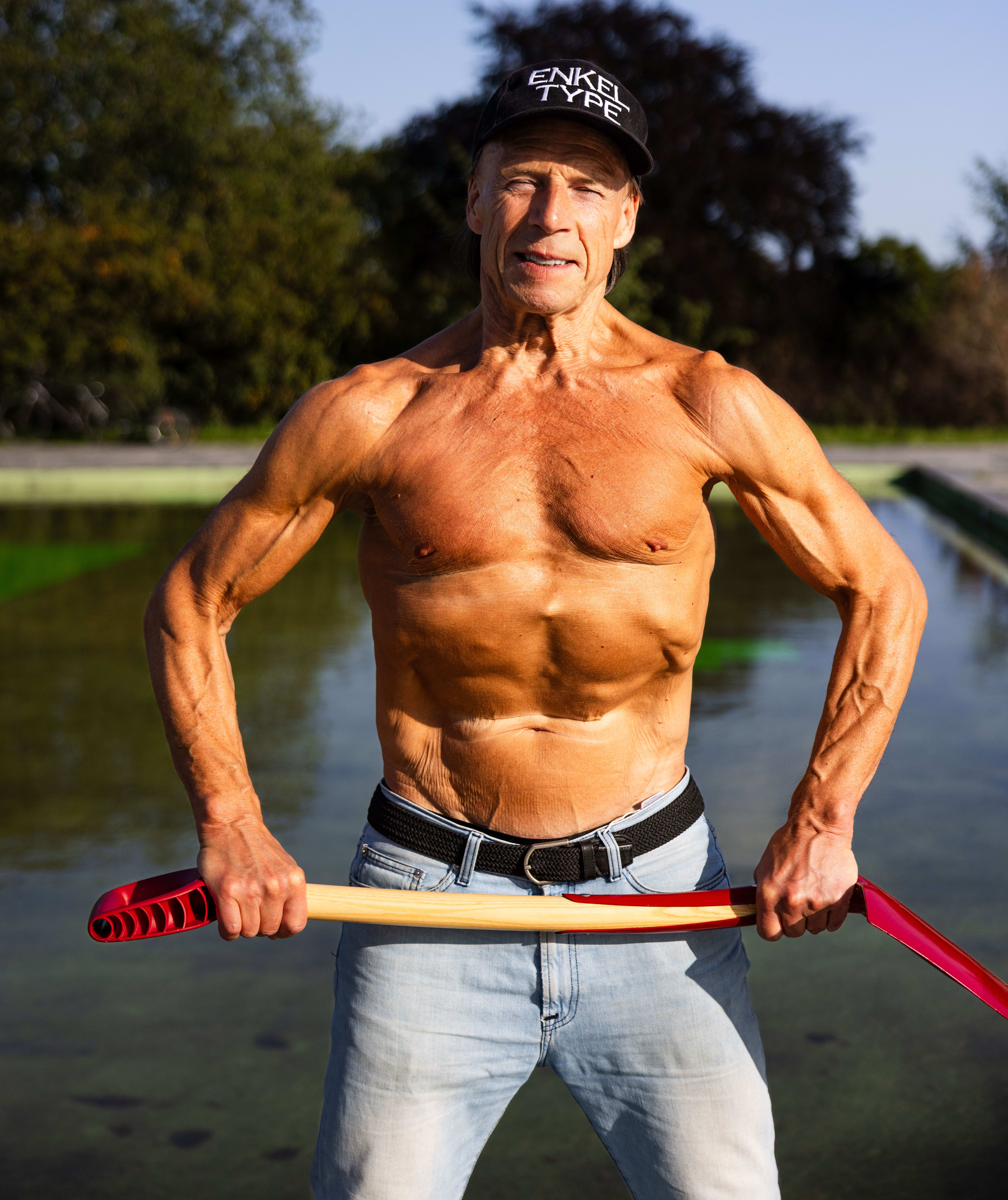 Se og Hør og VG kunne bare glemme det, ifølge Bøhler selv. Bare for Vink stiller han opp i baris.