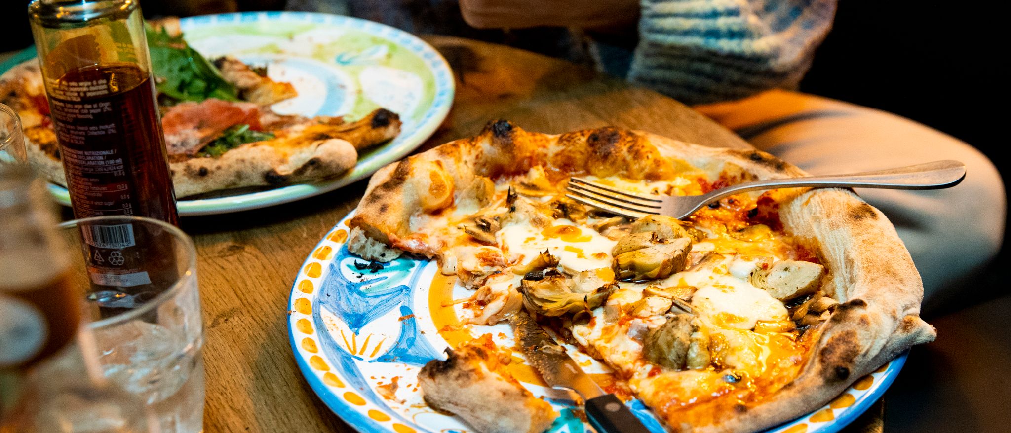Lunken pasta, men perfekt stekt pizza
