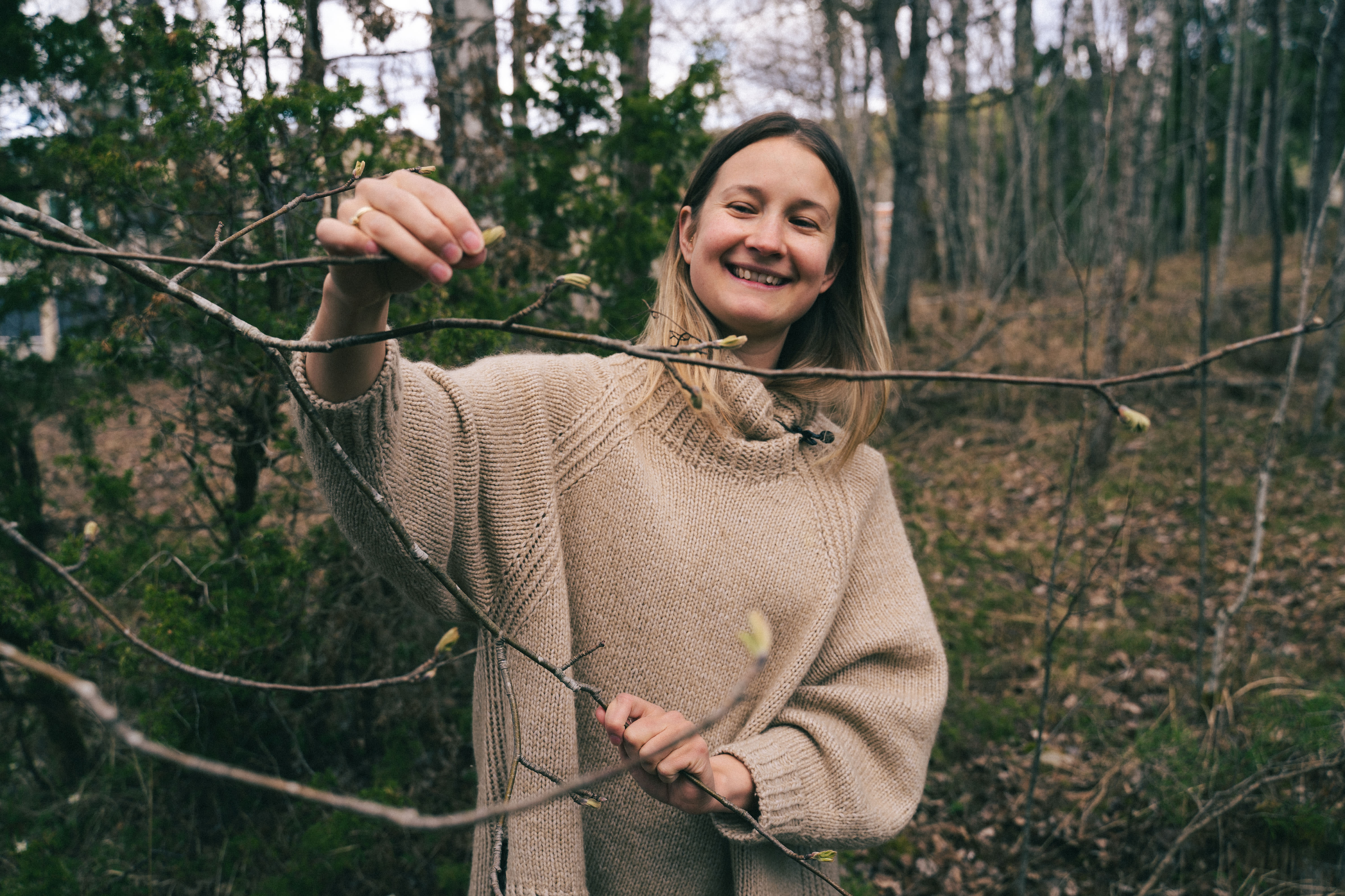 Du trenger ikke nødvendigvis gå langt for å finne denne godbiten. De står langs veier, stier og skogholt. 