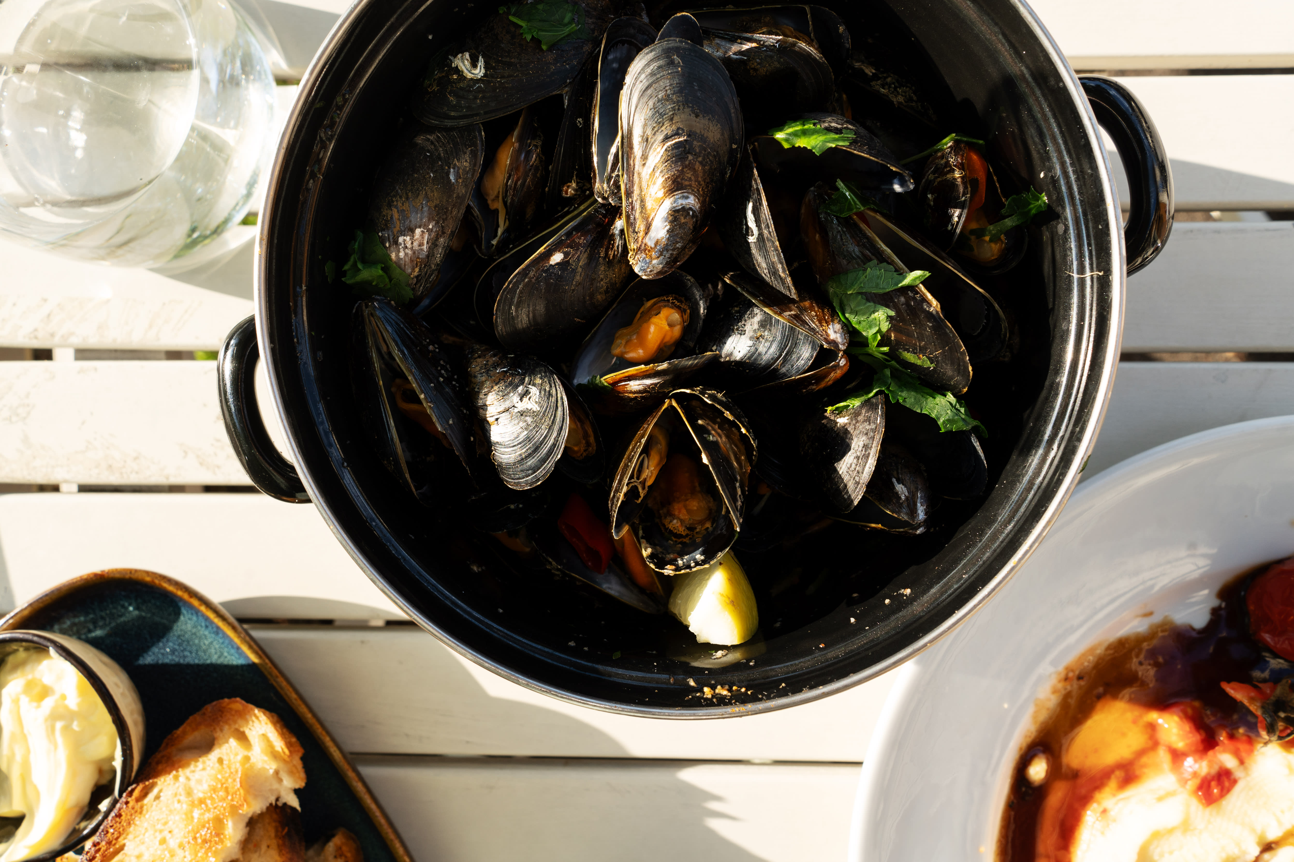 Blåskjellene koster 285 kroner. Da får du en raus porsjon. 