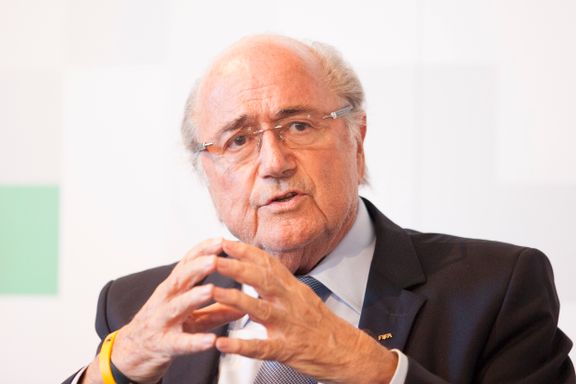 Blatter krever at hans etterfølger Infantino utestenges