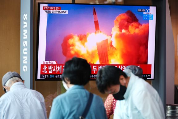  – Det er ekstraordinær timing når to koreanske land tester missiler samme dag