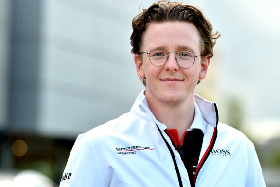 Norsk motorbragd: Dennis Olsen vinner i DTM