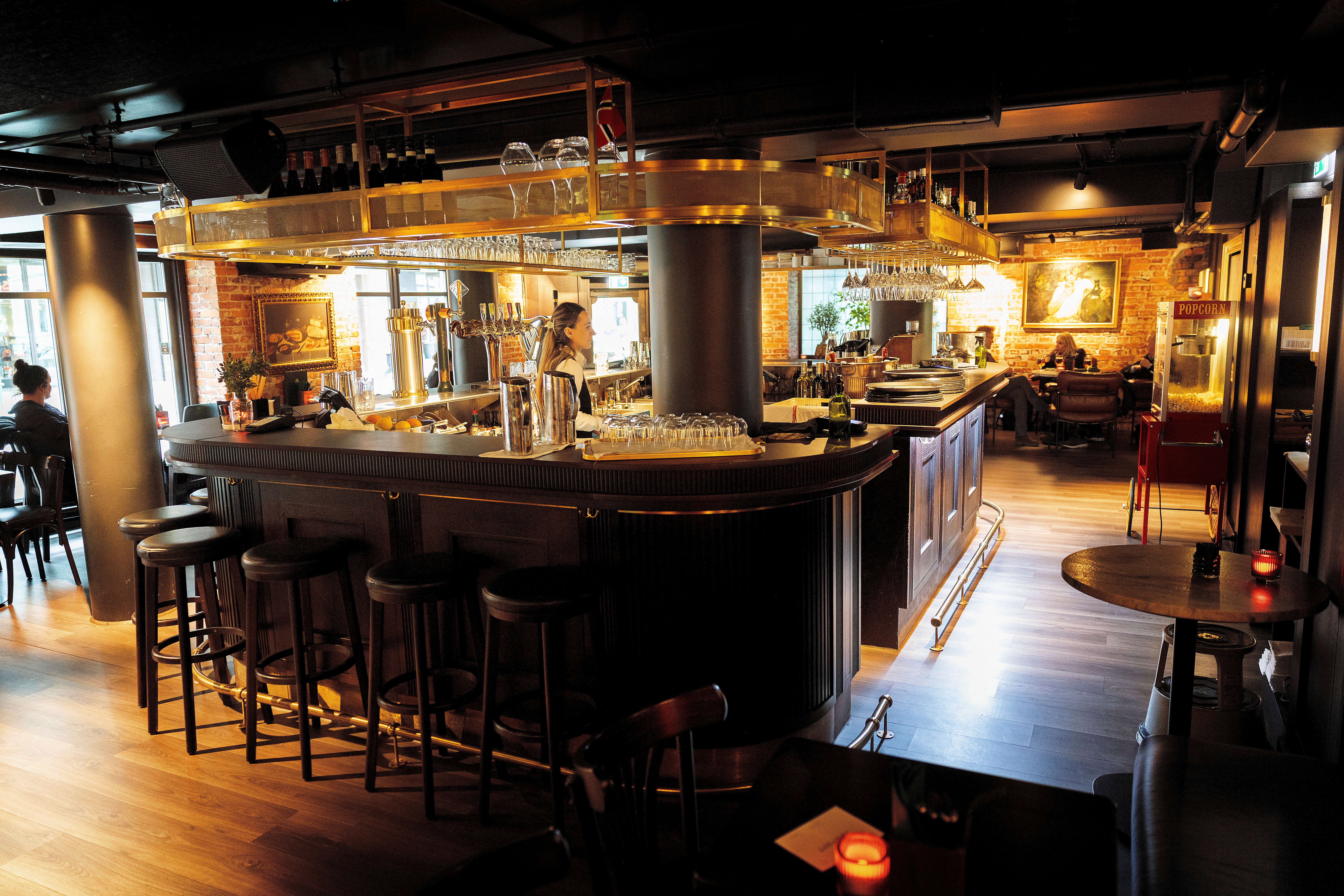 Ikke en tradisjonell fotballpub, for her får du gode burgere og rolig stemning.