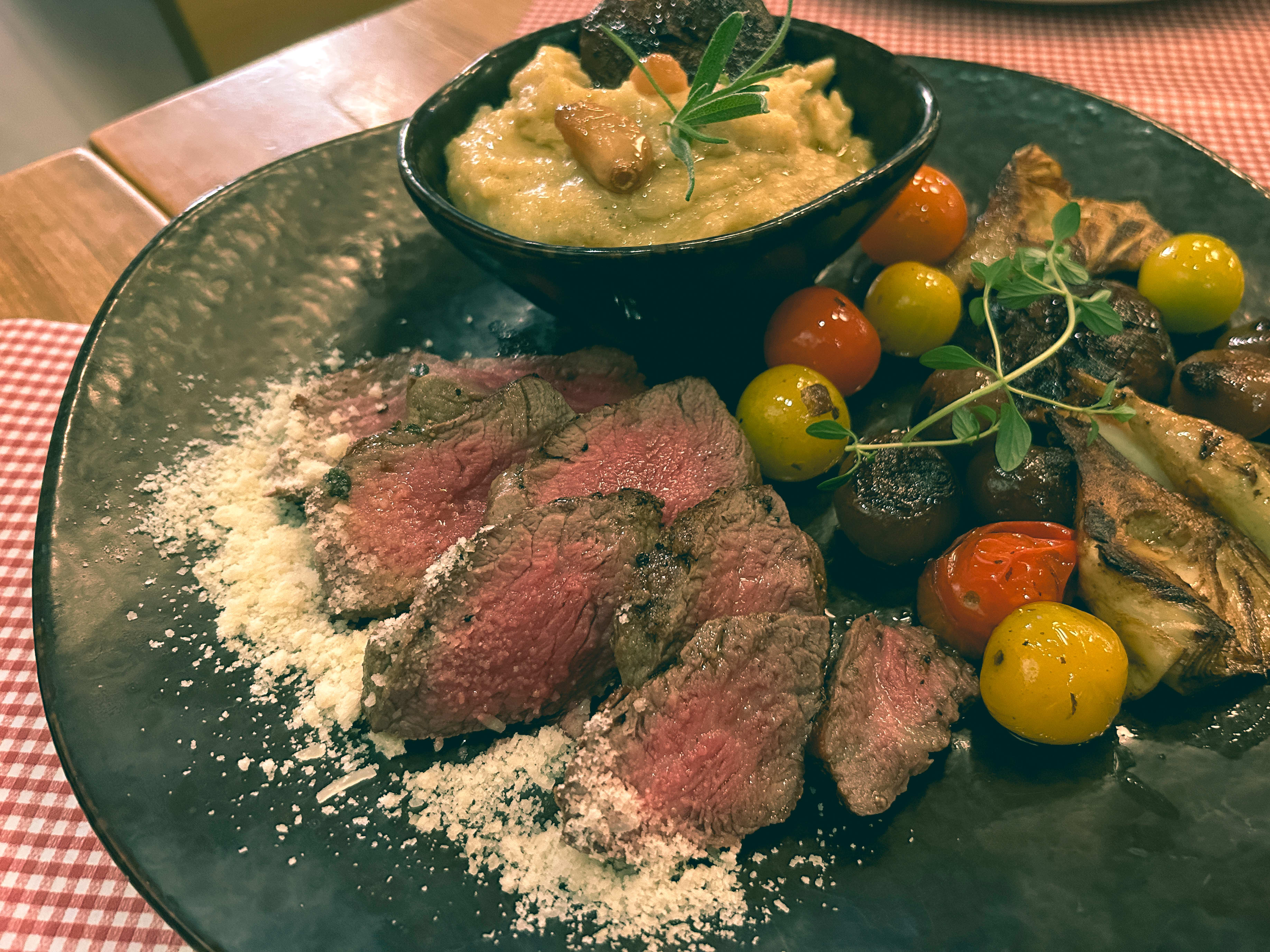 Anmeldelse av den italienske restauranten Piazza Italia på Frogner