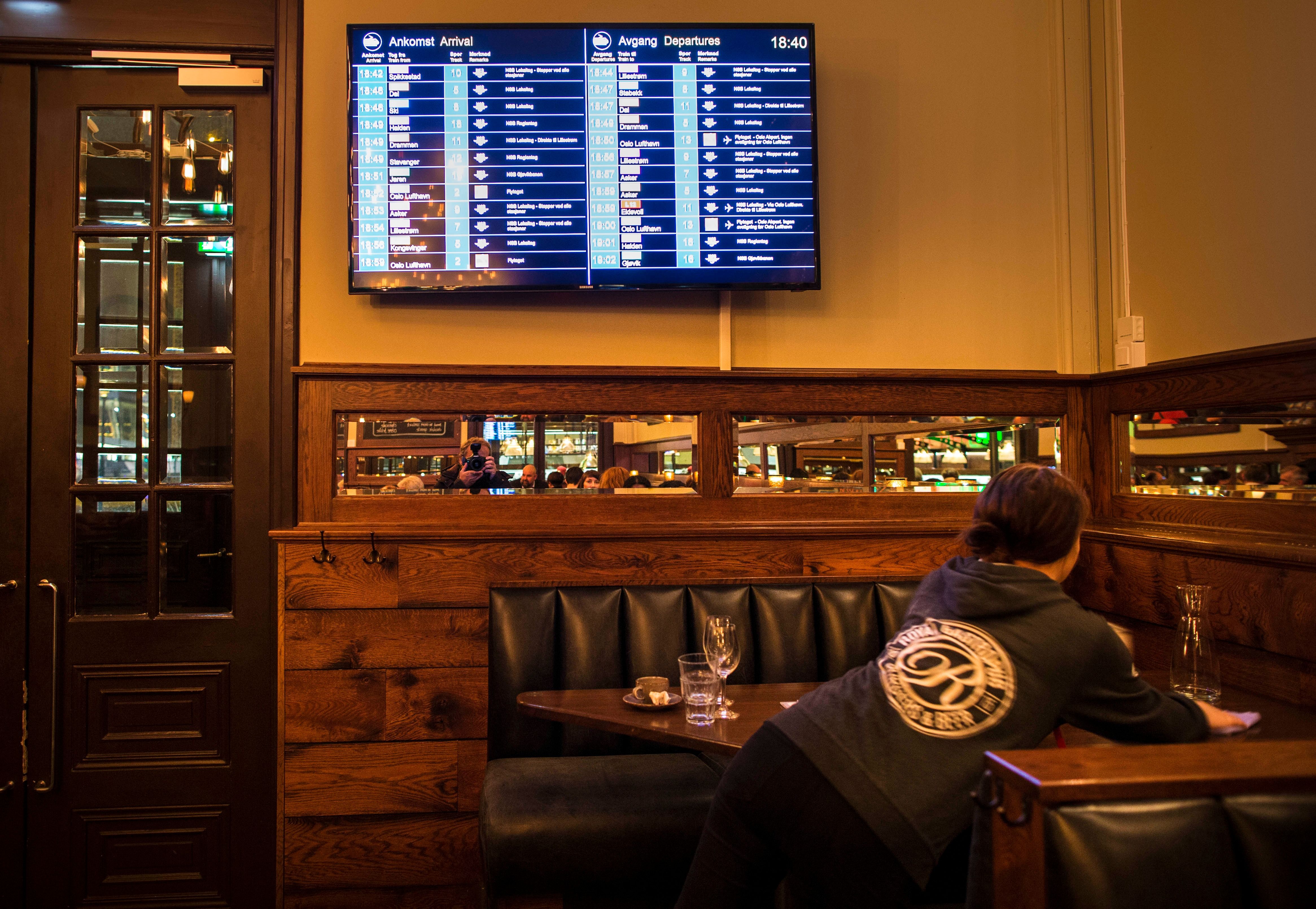 Royal Gastropub er et uformelt og brunt sted med god mat. 