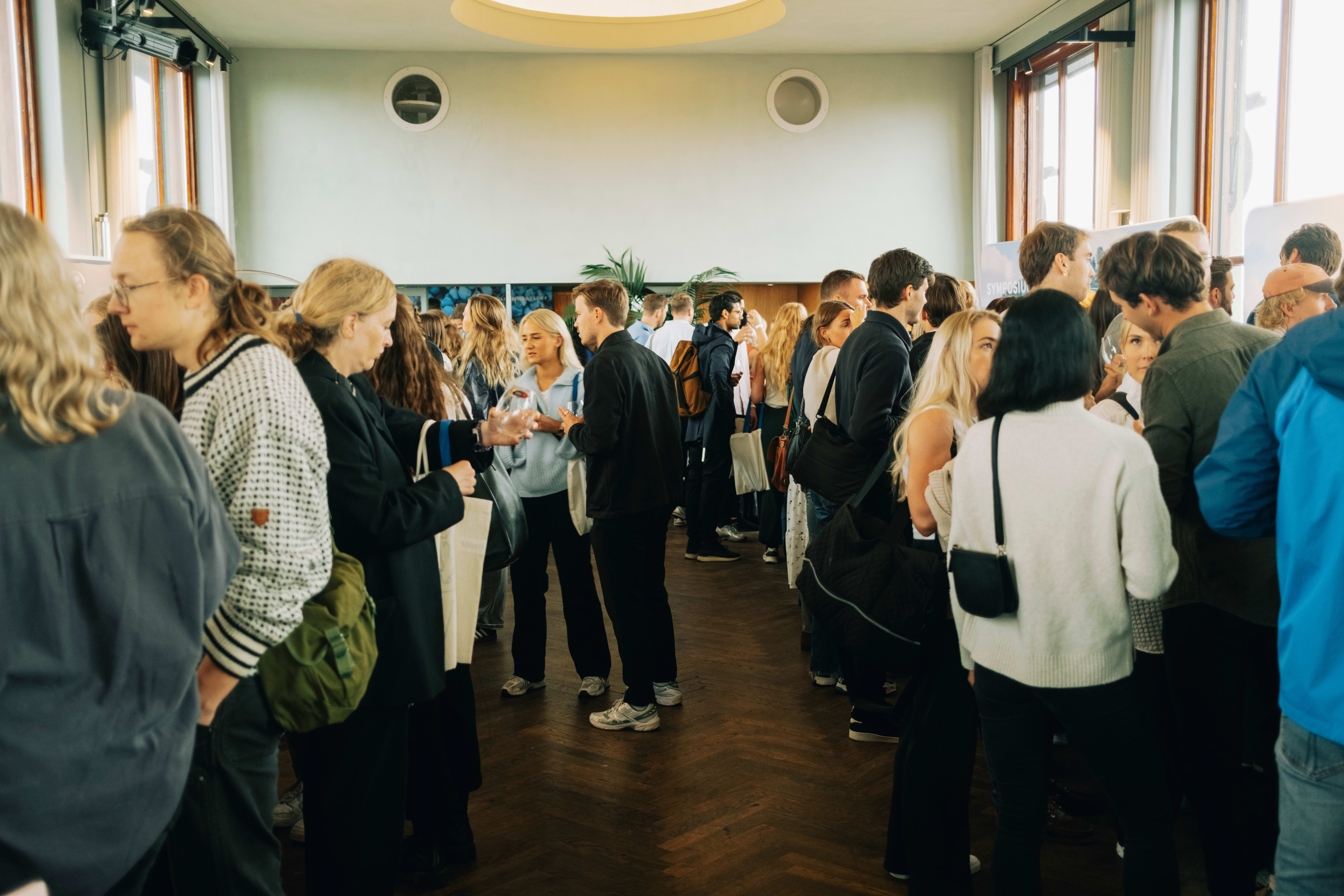 Det er god plass til å danse på Byens tak.