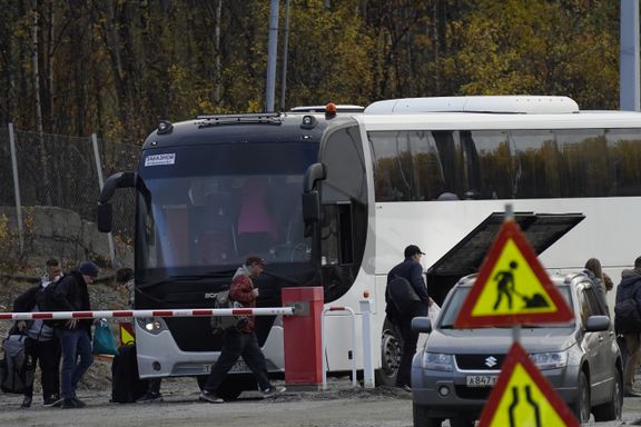 Etter at denne bussen kom, stoppet grensetrafikken fra Russland helt opp