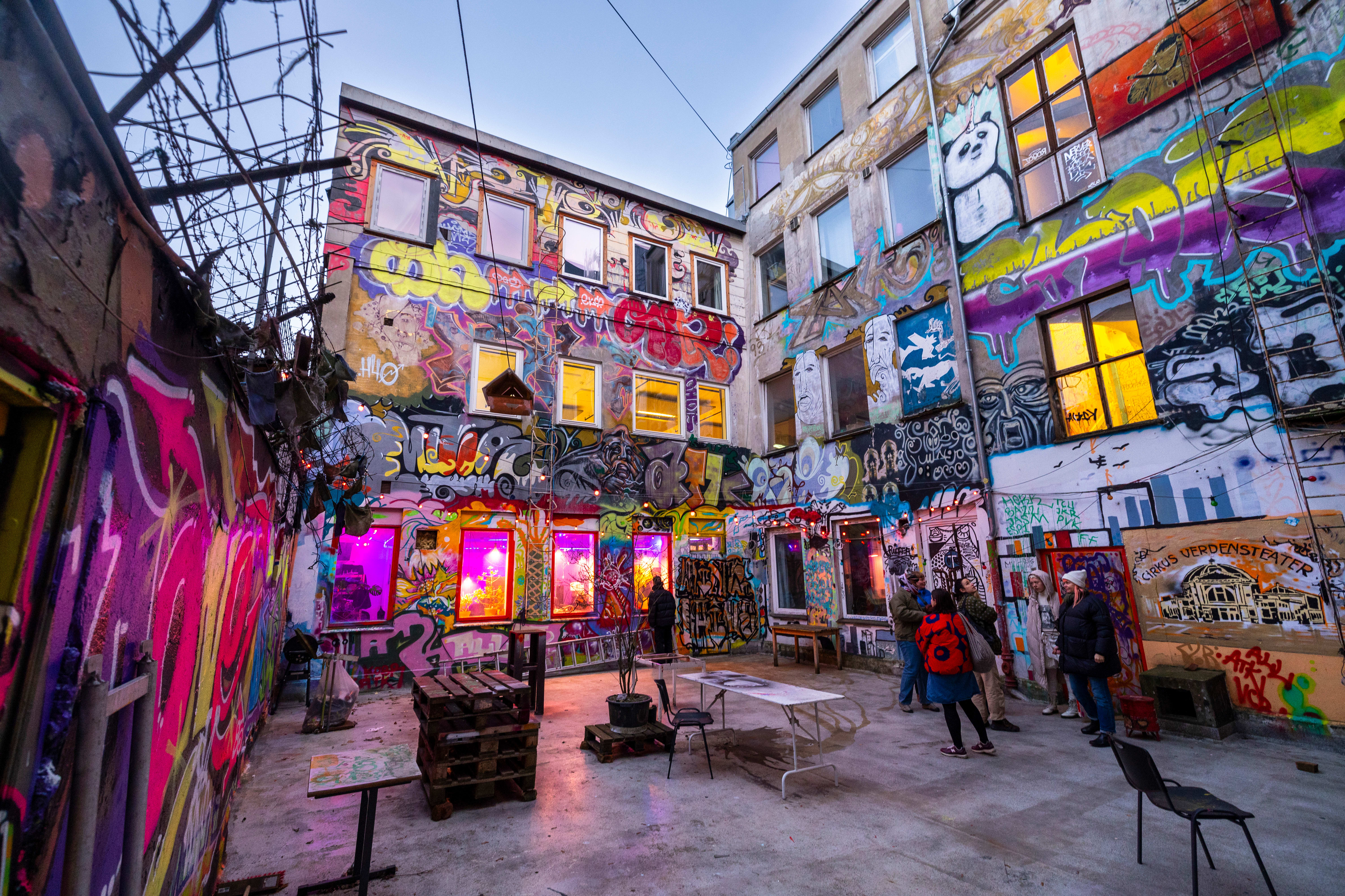 Årets Flux-festival er på Hausmania i sentrum. 