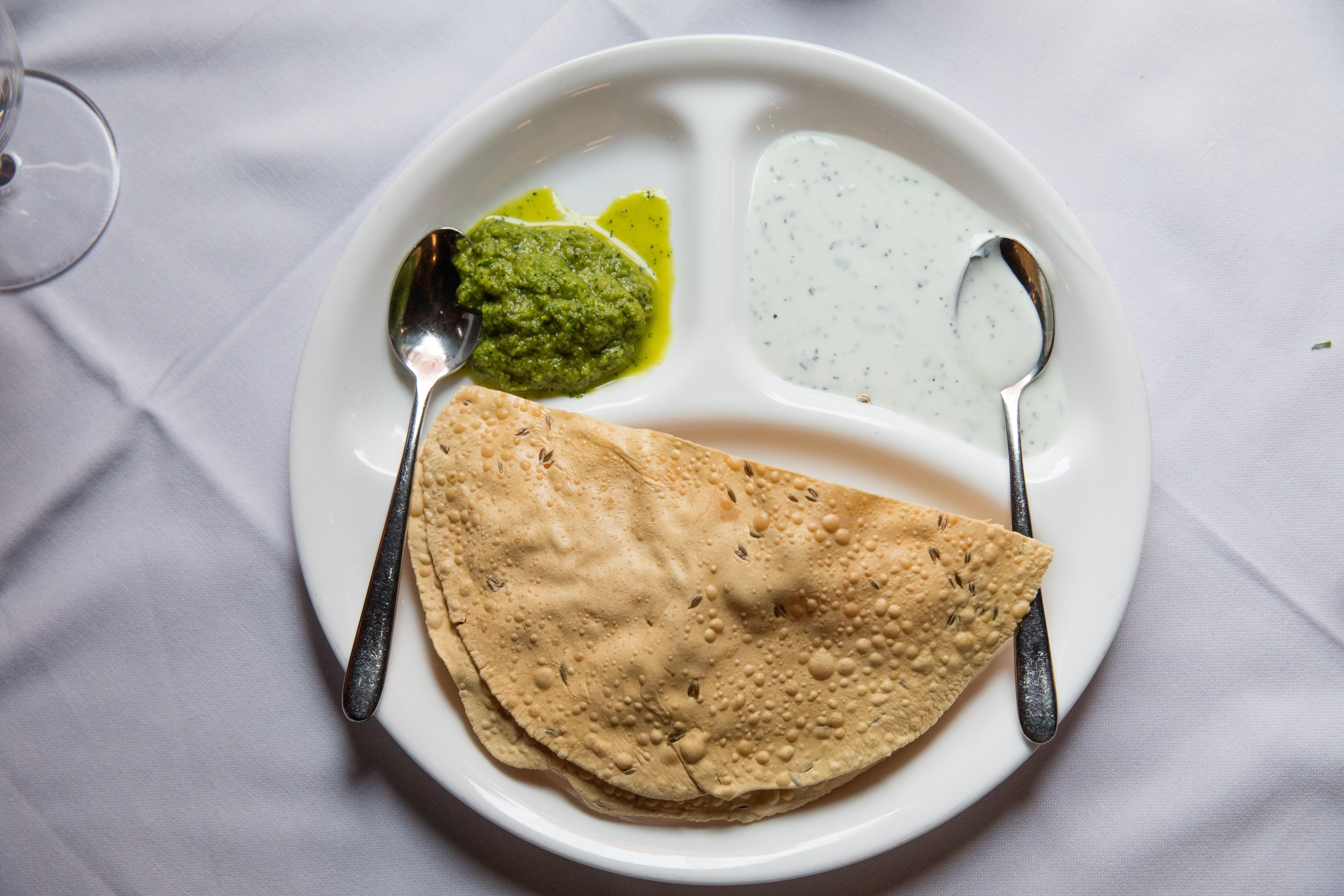 Poppadums er en naturlig start på et indisk måltid.
