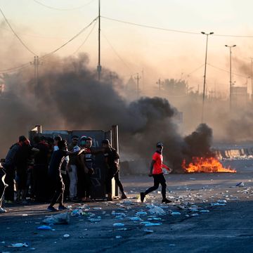 Irakiske myndigheter innrømmer overdreven maktbruk mot demonstranter