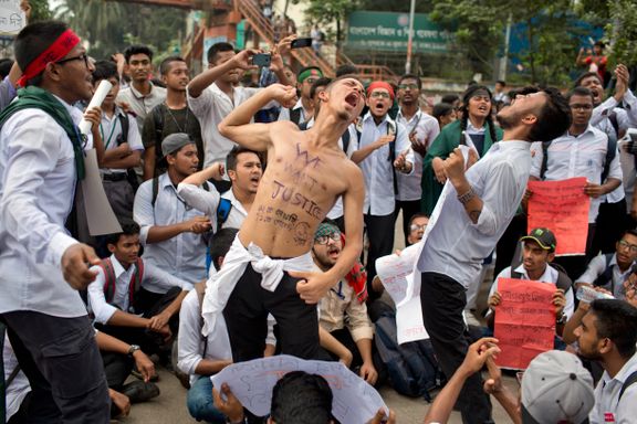 Over 100 studenter skadet i protester i Bangladesh