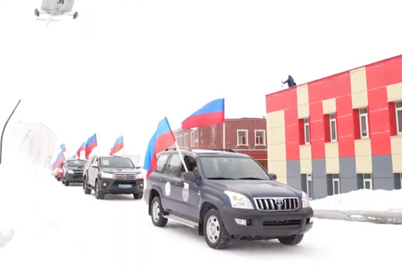 Slik markerte Russland seiersdagen på norsk jord: – Forståelig at dette vekker negative reaksjoner