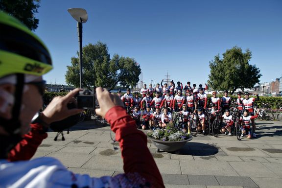 31 mosjonister sykler fra Oslo til Paris