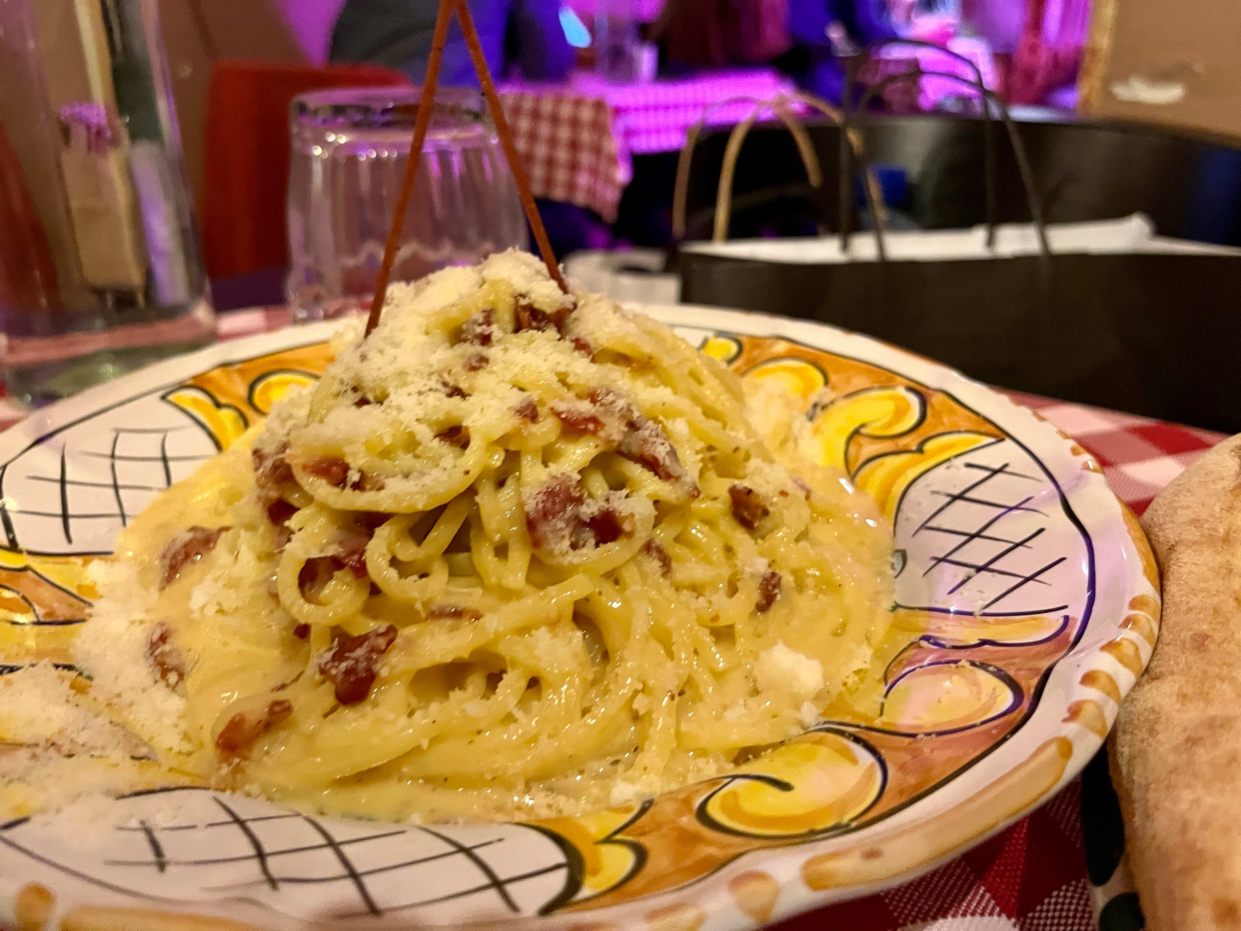 Pasta carbonaraen til Mamma pizza er en nydelig rett. 