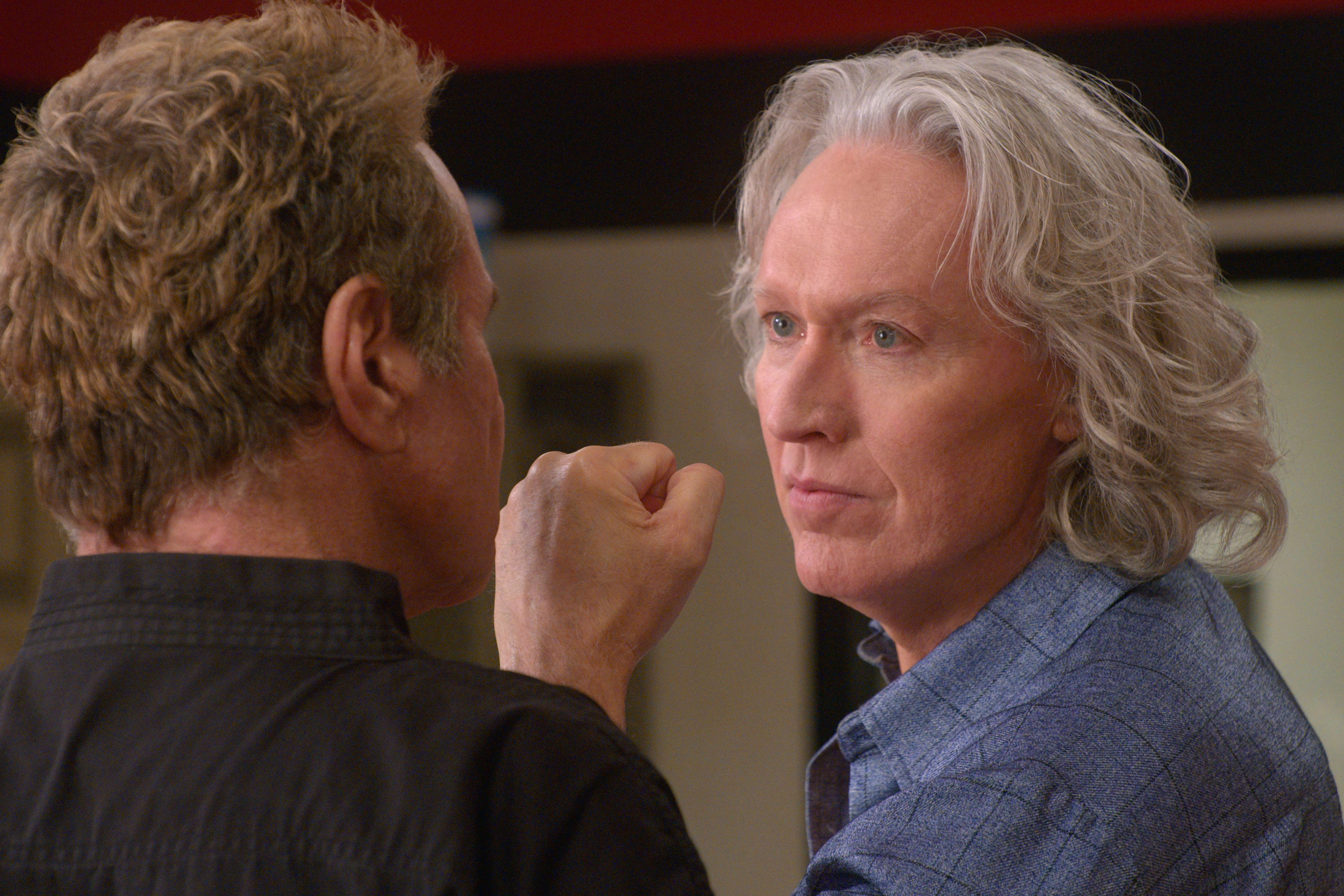 Thomas Ian Griffith kommer rett fra «Karate kid 3» som den sleipe skurken Terry Silver. Han lager trøbbel i sesong 4 av «Cobra Kai»