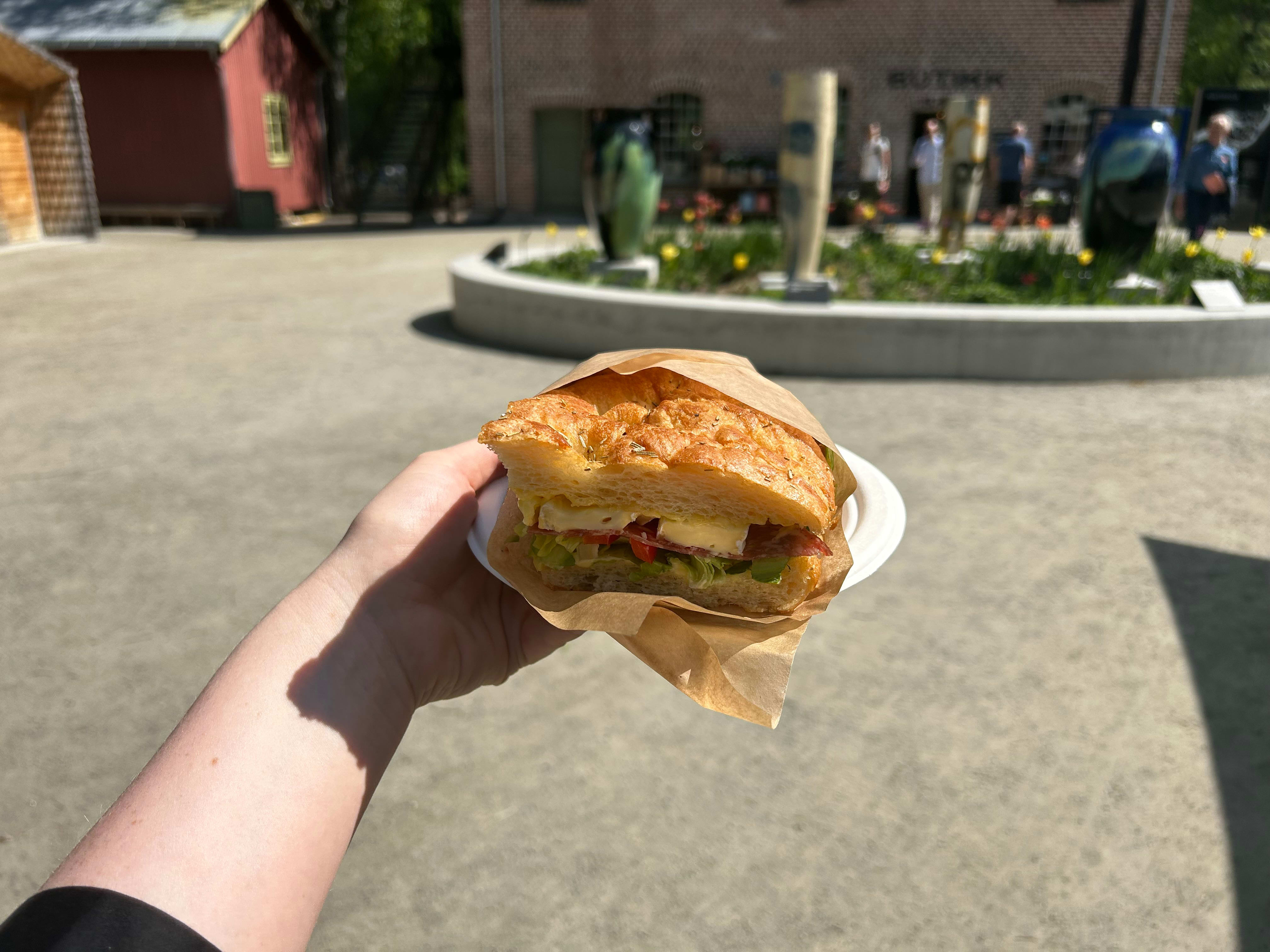 Foccacian er raus med både brød og pålegg. 