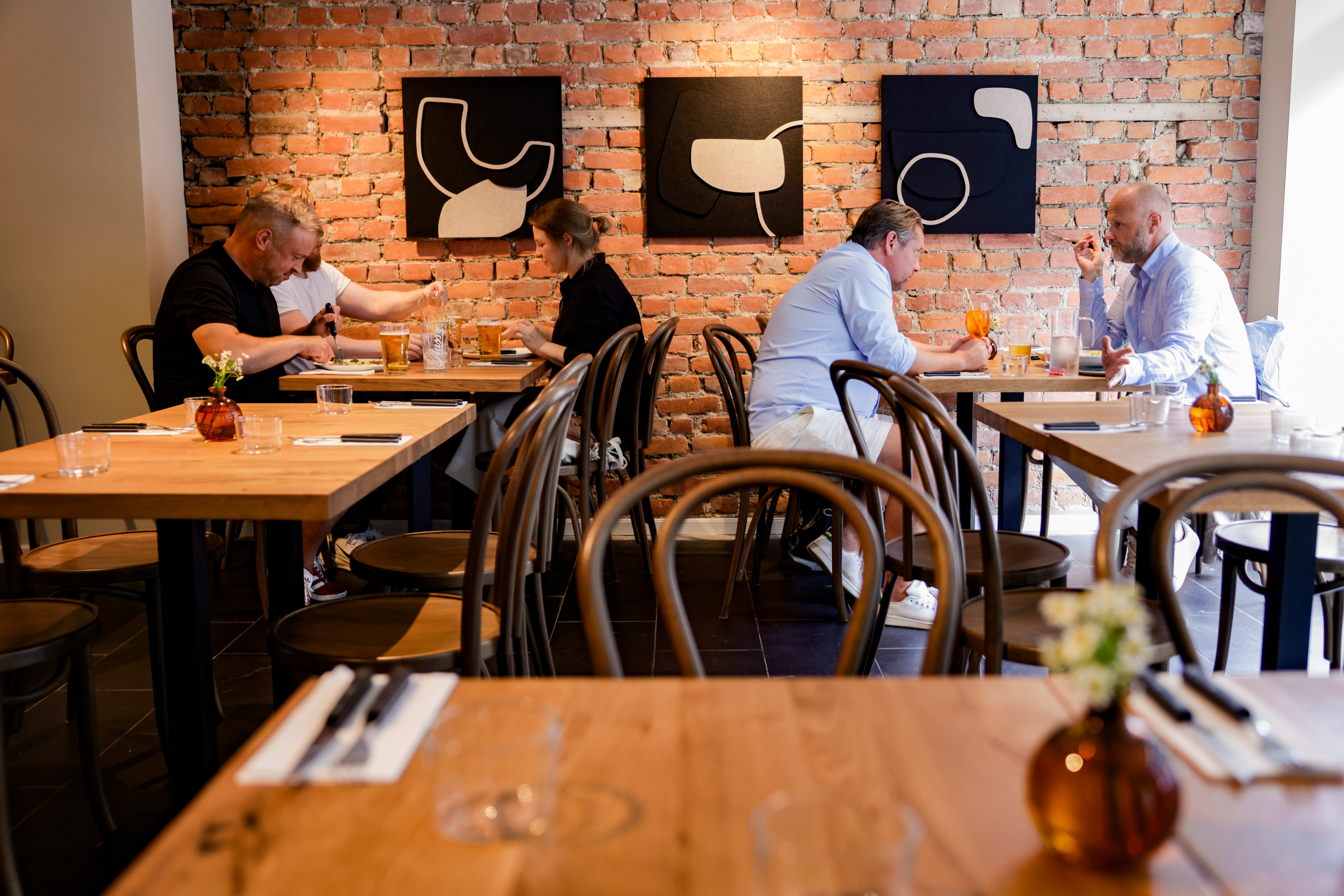 Kork treffer på topping og bommer på bunn