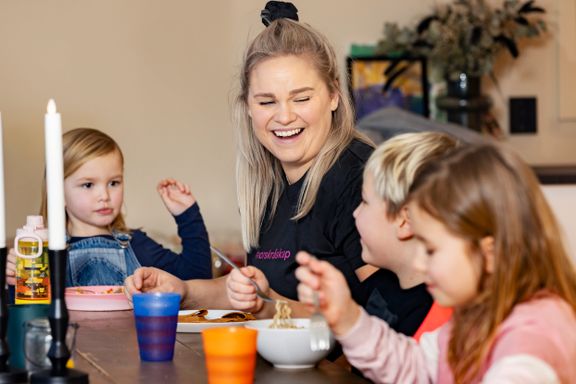 Charlotte Langset (32) har fire barn, men har alltid tid til seg selv. Fem tips til hvordan skape mer egentid.