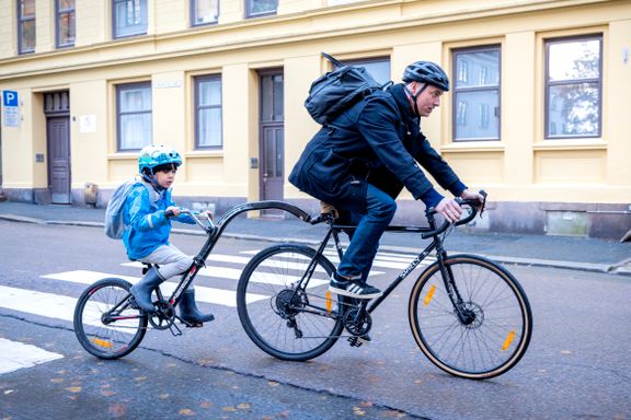 Leilighet og sykkel i byen eller enebolig og elbil på landet – hvem lever grønnest?