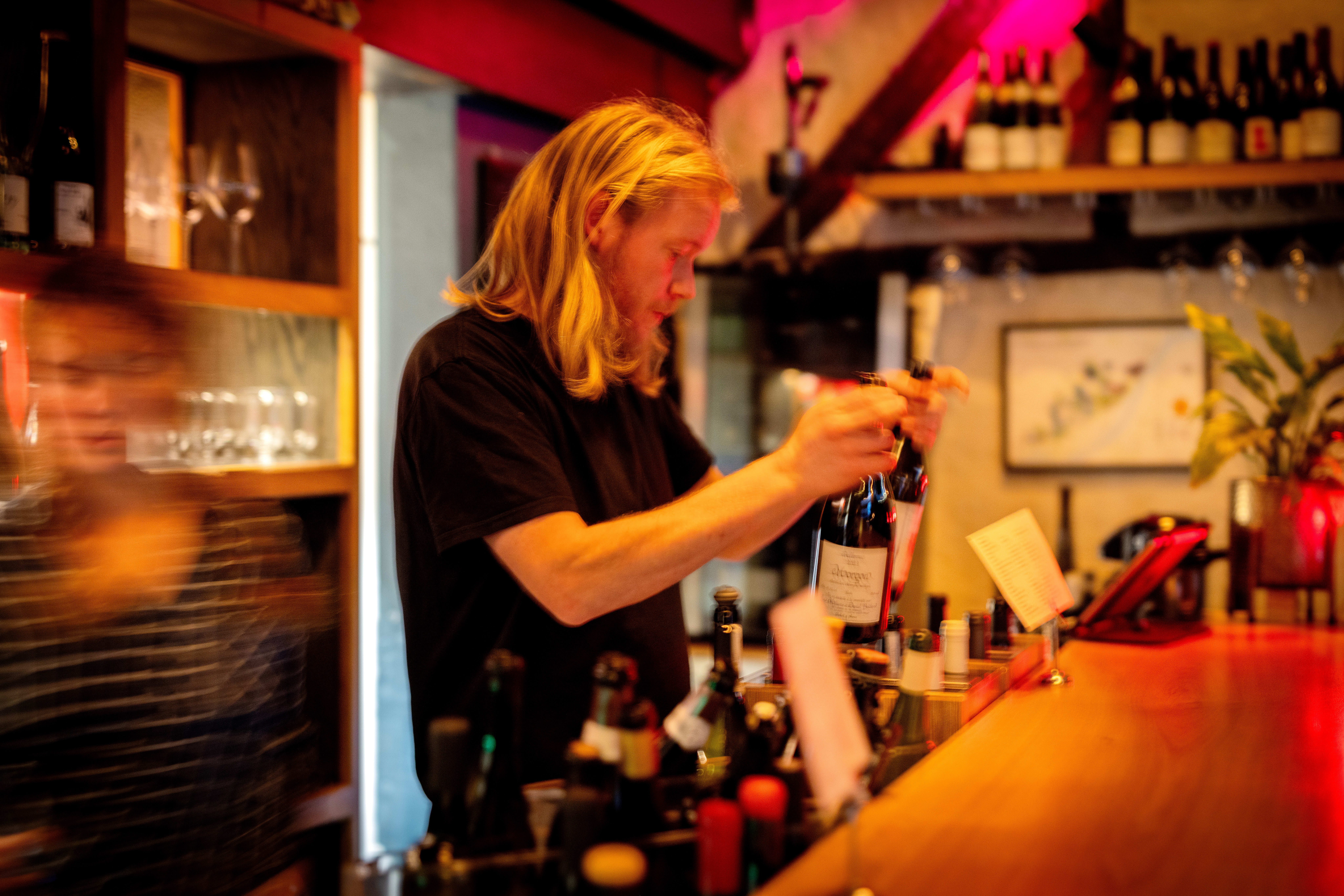 Servitørene er kunnskapsrike og hyggelige. 