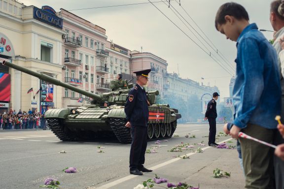 Sovjetiske merkedager, nyplantede roser - og 14.000 drepte. Slik er livet i opprørsrepublikken Donetsk.