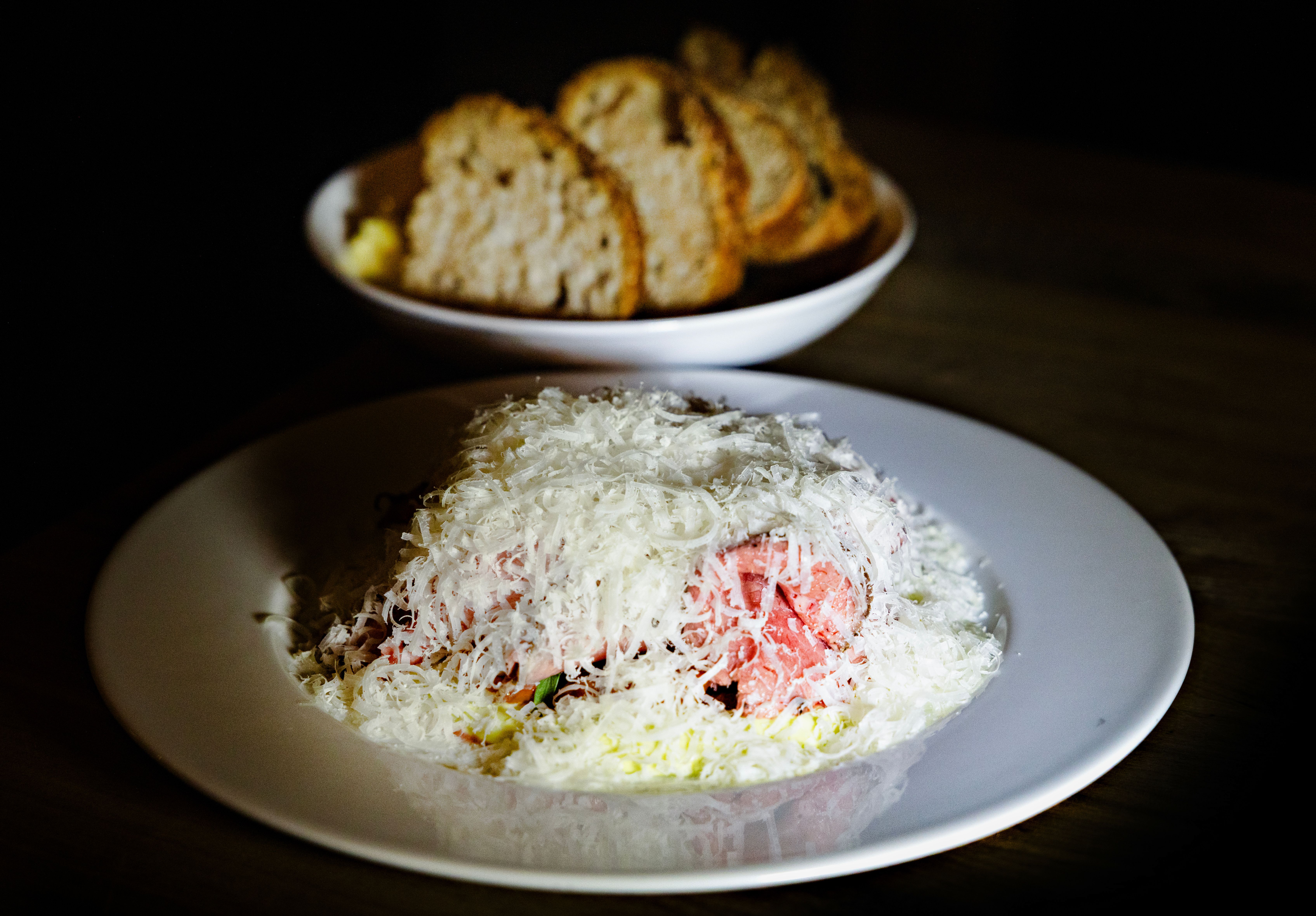Roastbiffen er vill. Bare se på den mengden parmesan? Get in. 