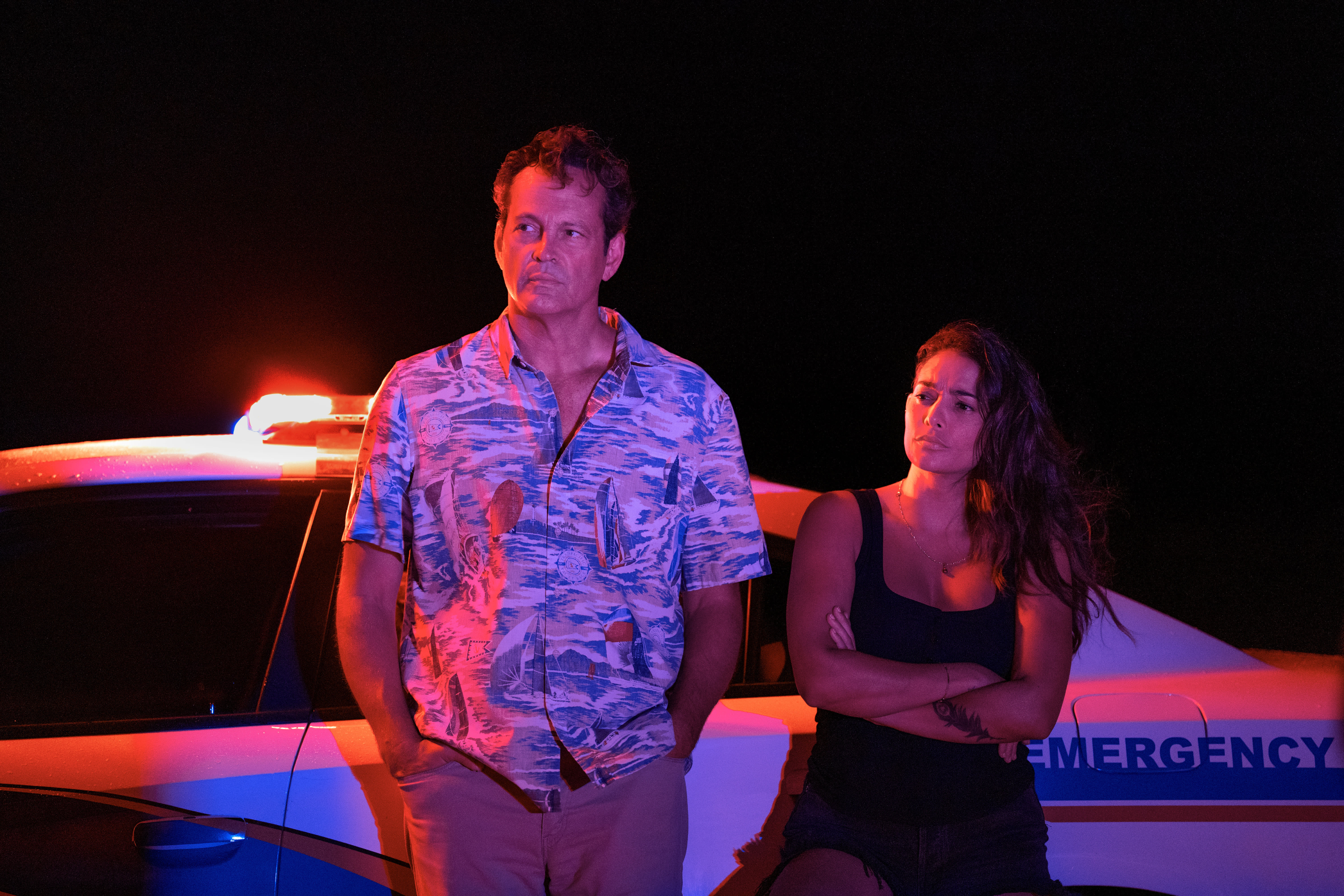 Andrew Yancy (Vince Vaughn) og obdusent Rosa Campesino (Natalie Martinez) roter seg inn i klassisk krimkaos i «Bad Monkey». 