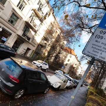 Høyre: Beboerparkeringen er for firkantet og bør endres nå