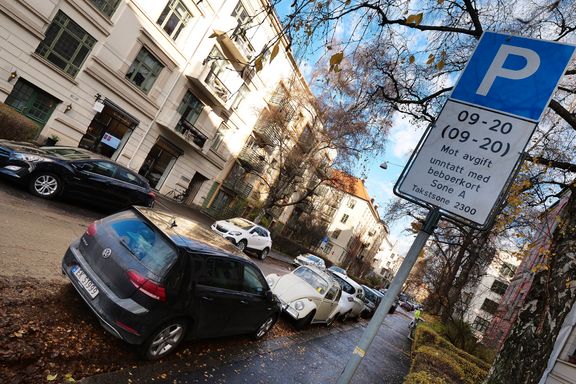 Høyre: Beboerparkeringen er for firkantet og bør endres nå