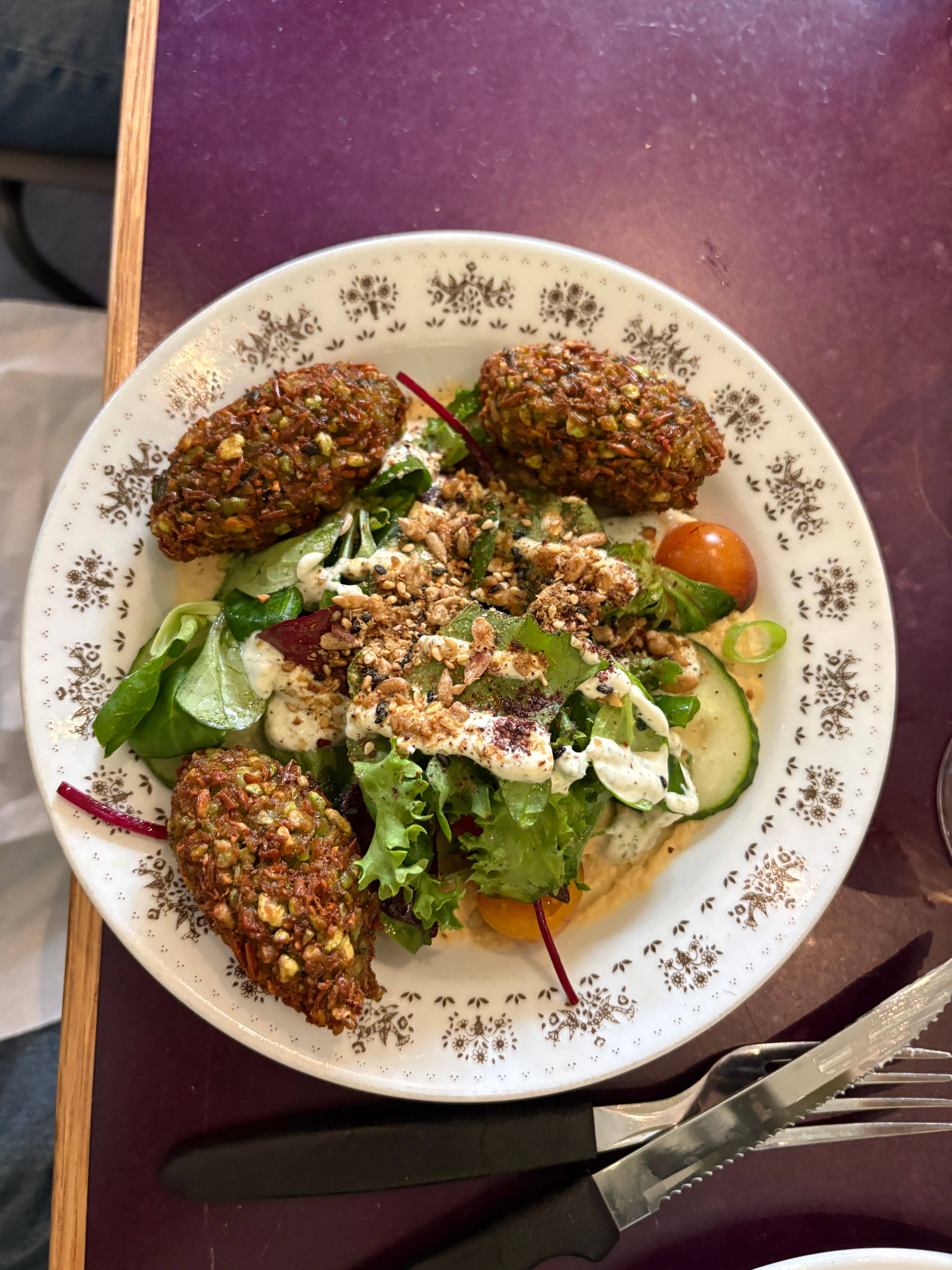 Falafel på Landmark.
