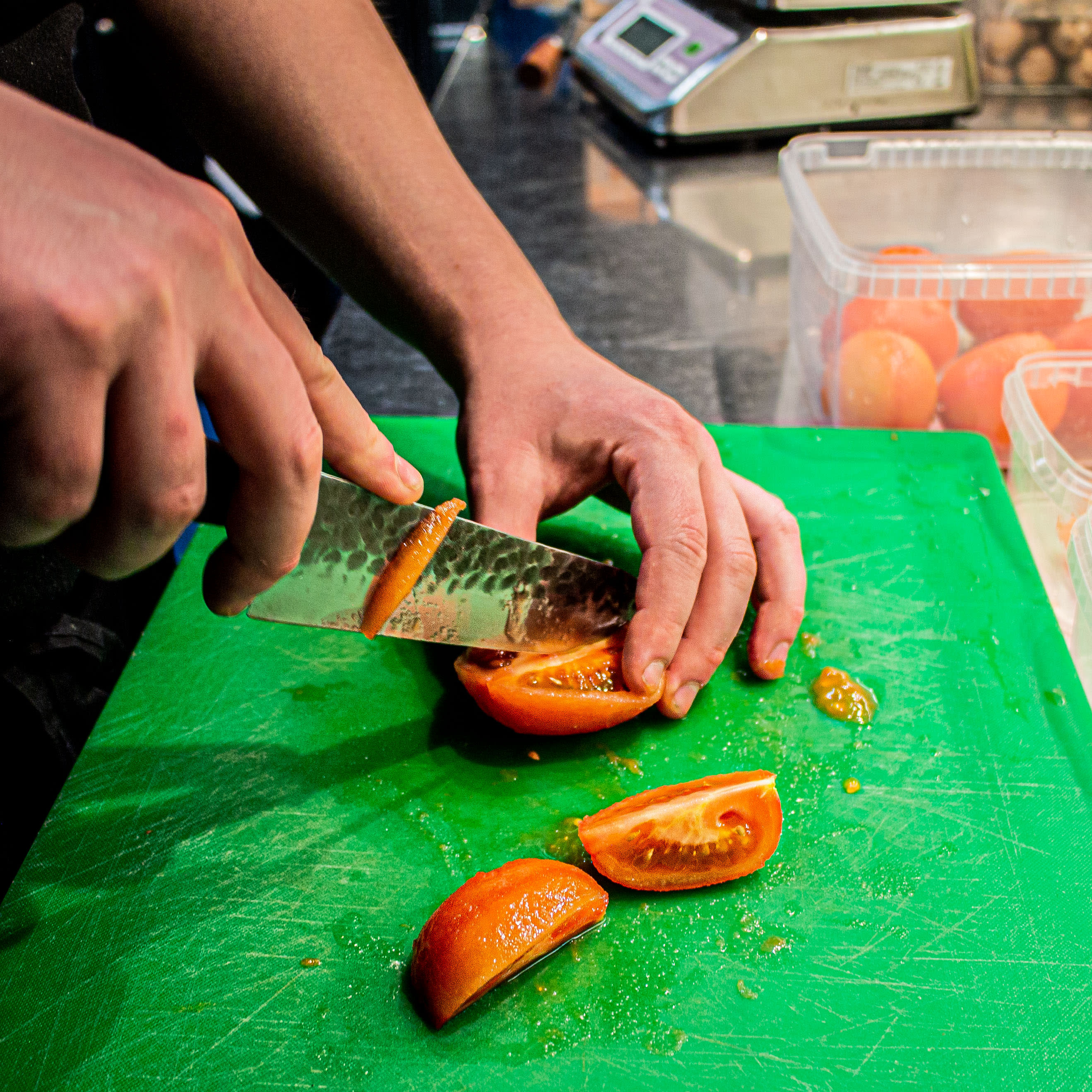 Den intime vinbaren Nektar åpnet like før koronapandemien i 2019. På kort tid har den rukket å bli en av Oslos mest populære serveringssteder.