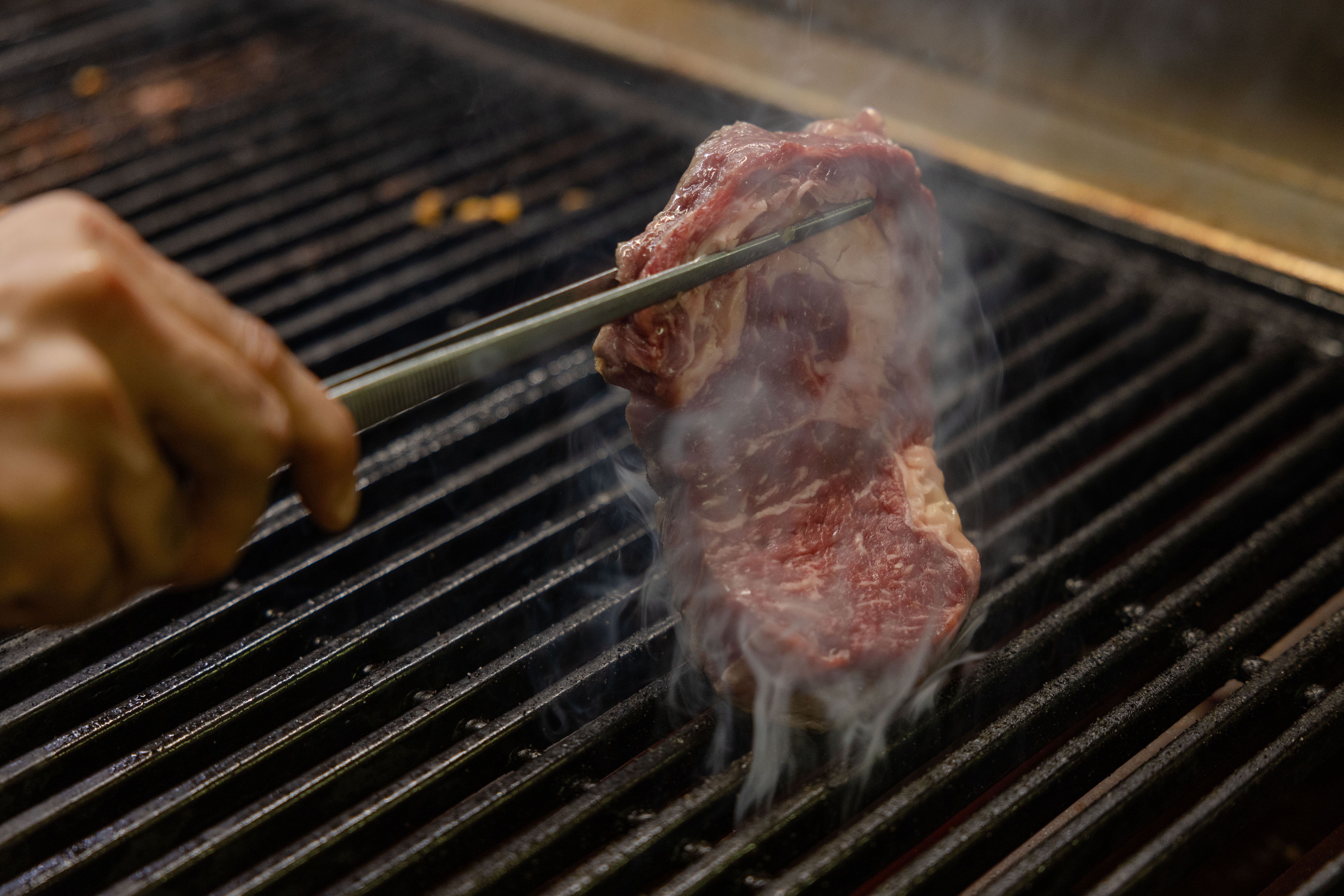 På Big Horn Steakhouse kan man bestille valgfri størrelse på kjøttstykket. – En sjelden gang bestilles det 1 kilo, sier Hasselstrøm.