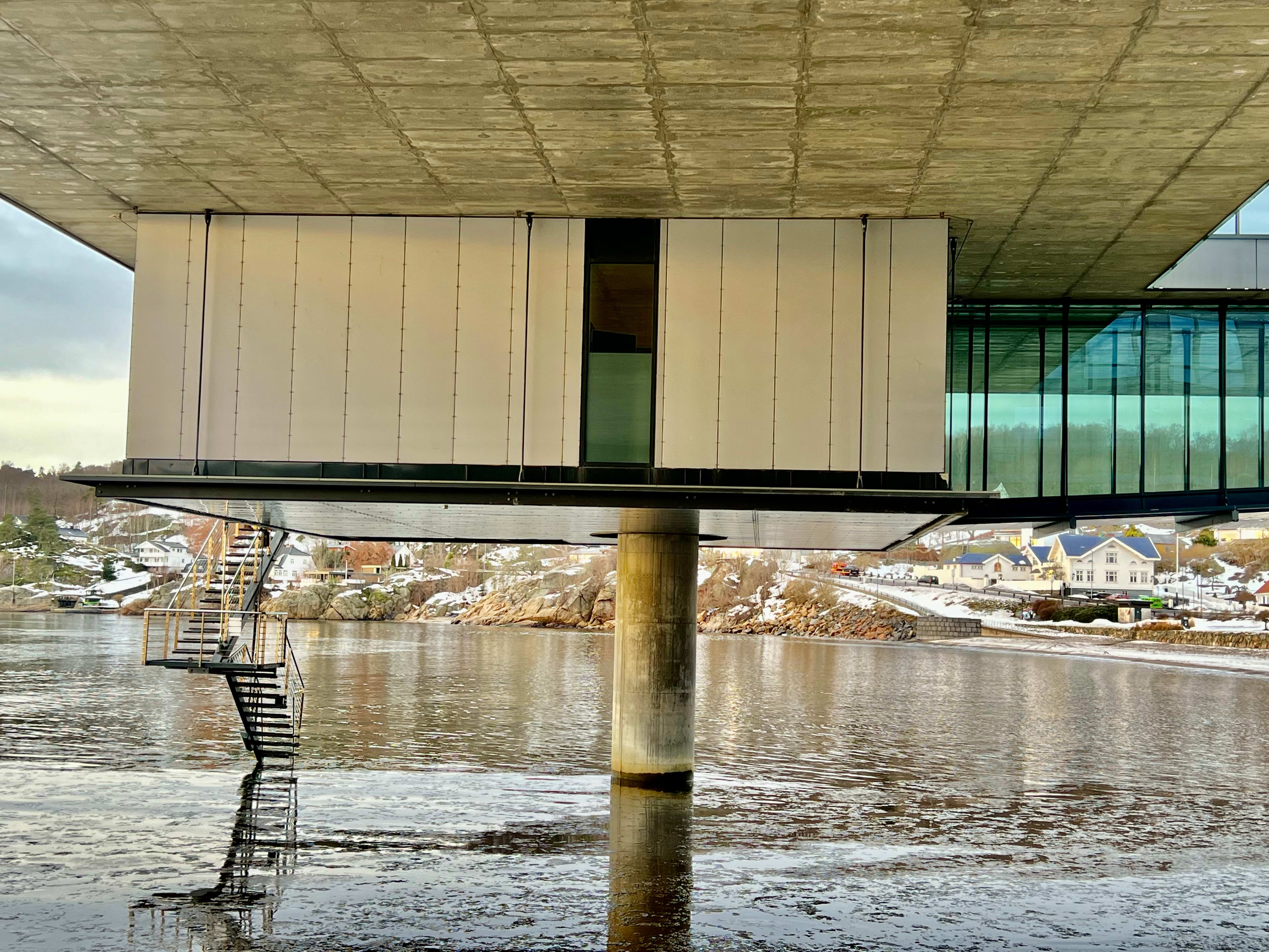 Et bad i sjøen før eller etter middag er mulig.