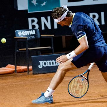 Ruud slått ut av overmakten Djokovic