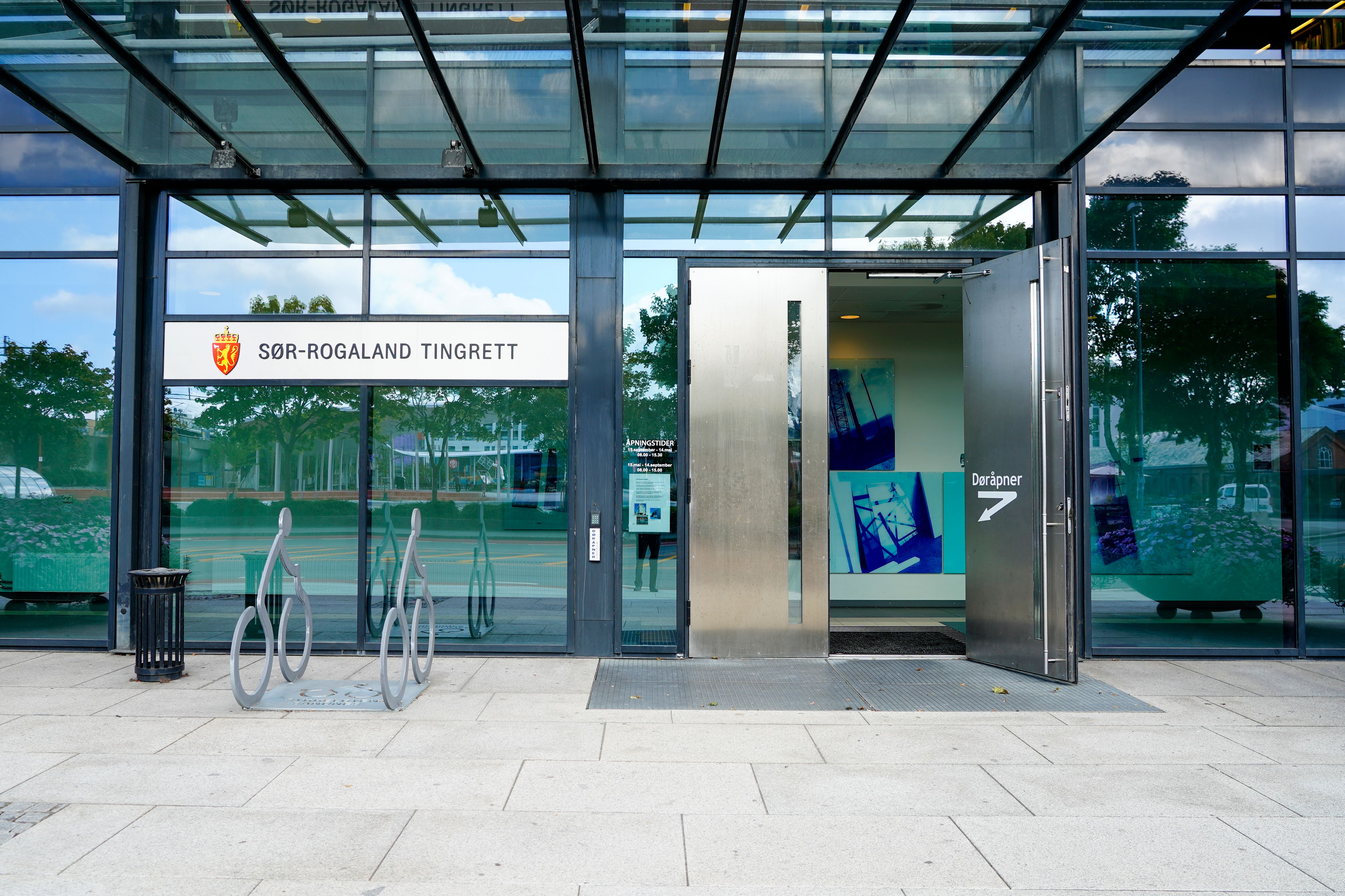 Filter Nyheter: Voldsdømt norsk fremmedkriger pågrepet for drapstrusler mot ordfører