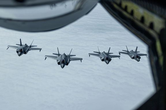 For første gang øver F-35 med amerikansk hangarskip og strategiske bombefly
