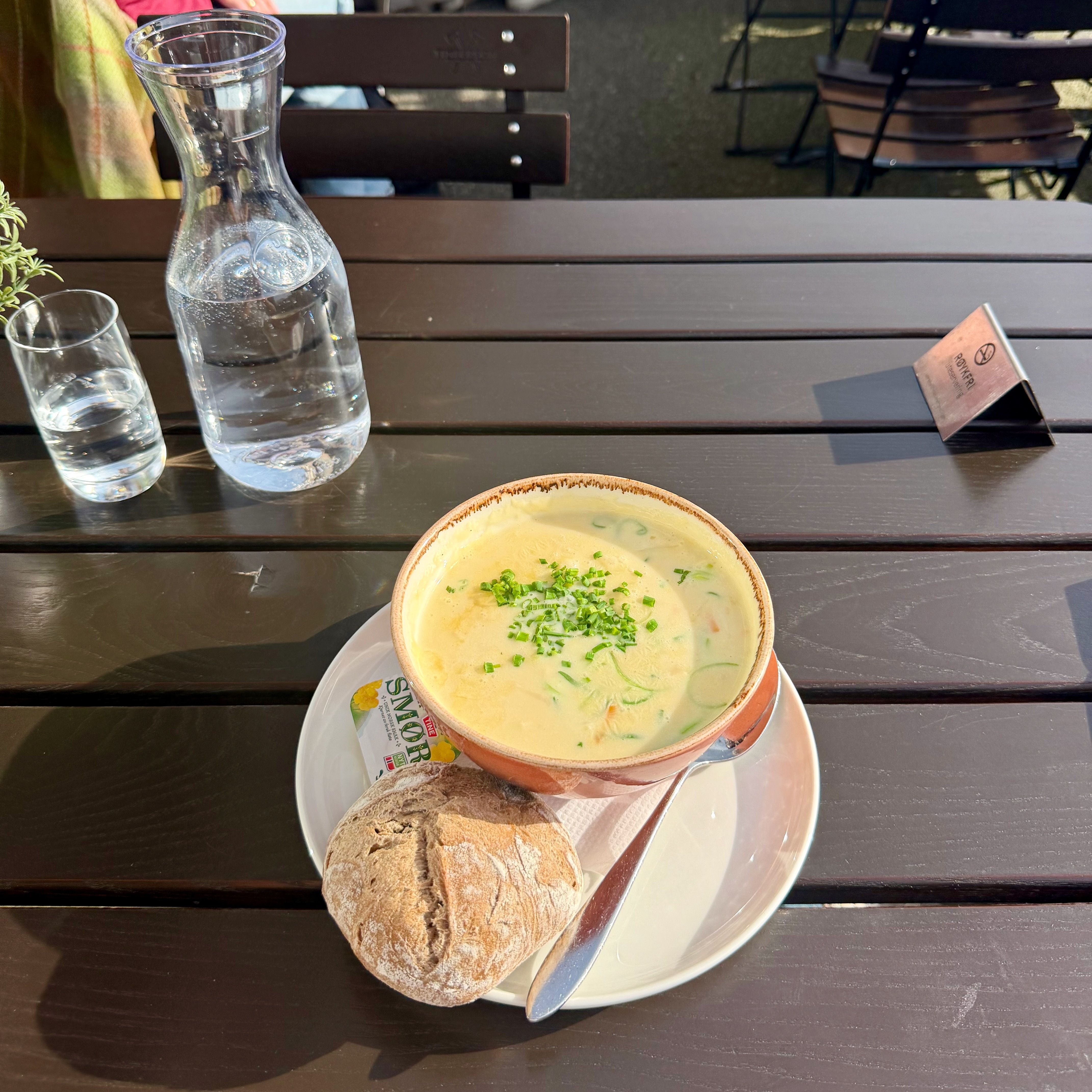 Bergensk fiskesuppe på Bryggeloftet til 299 kroner.