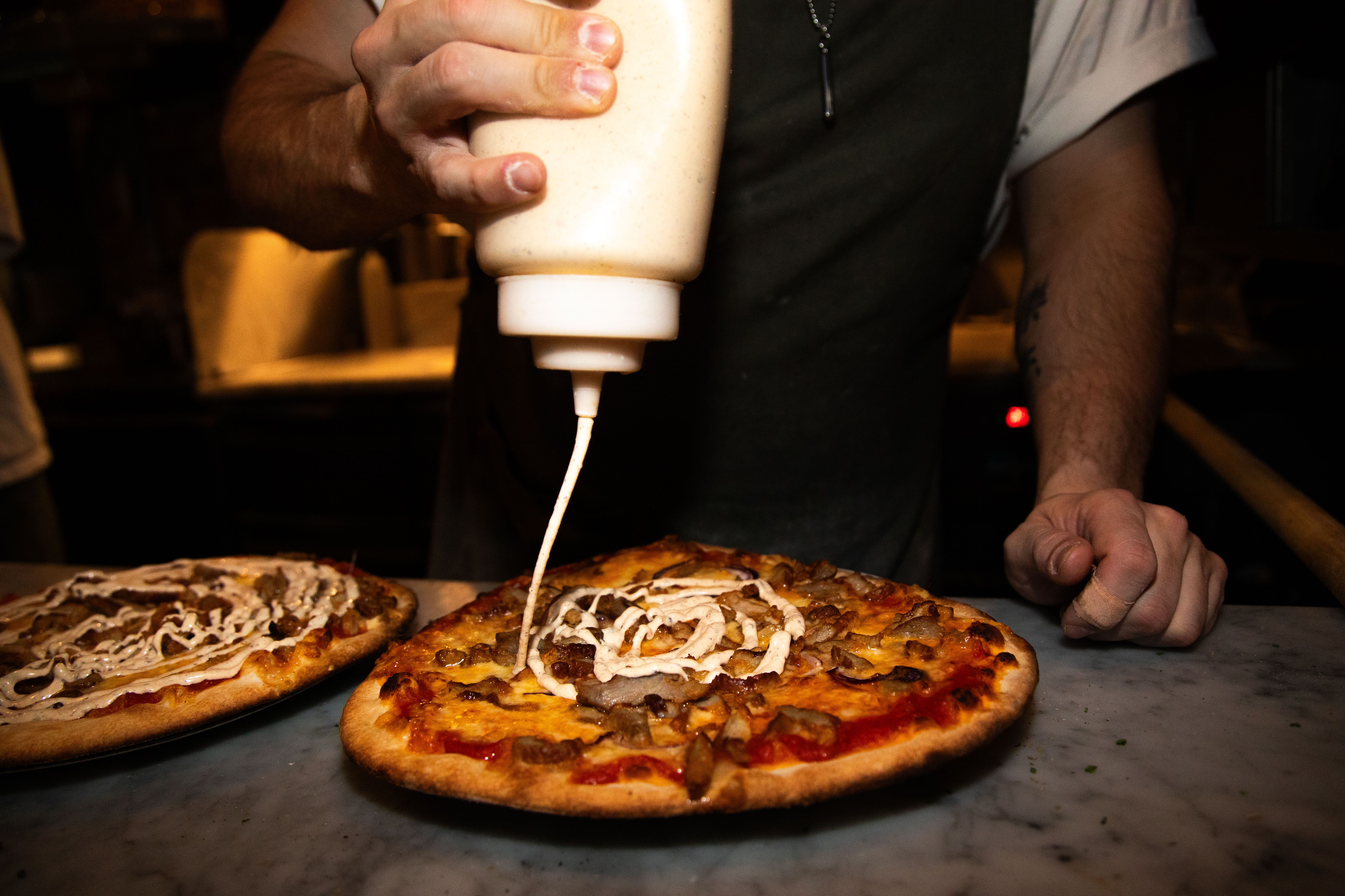 Barndom! Sverige! Kjærlighet! Kebabpizza!