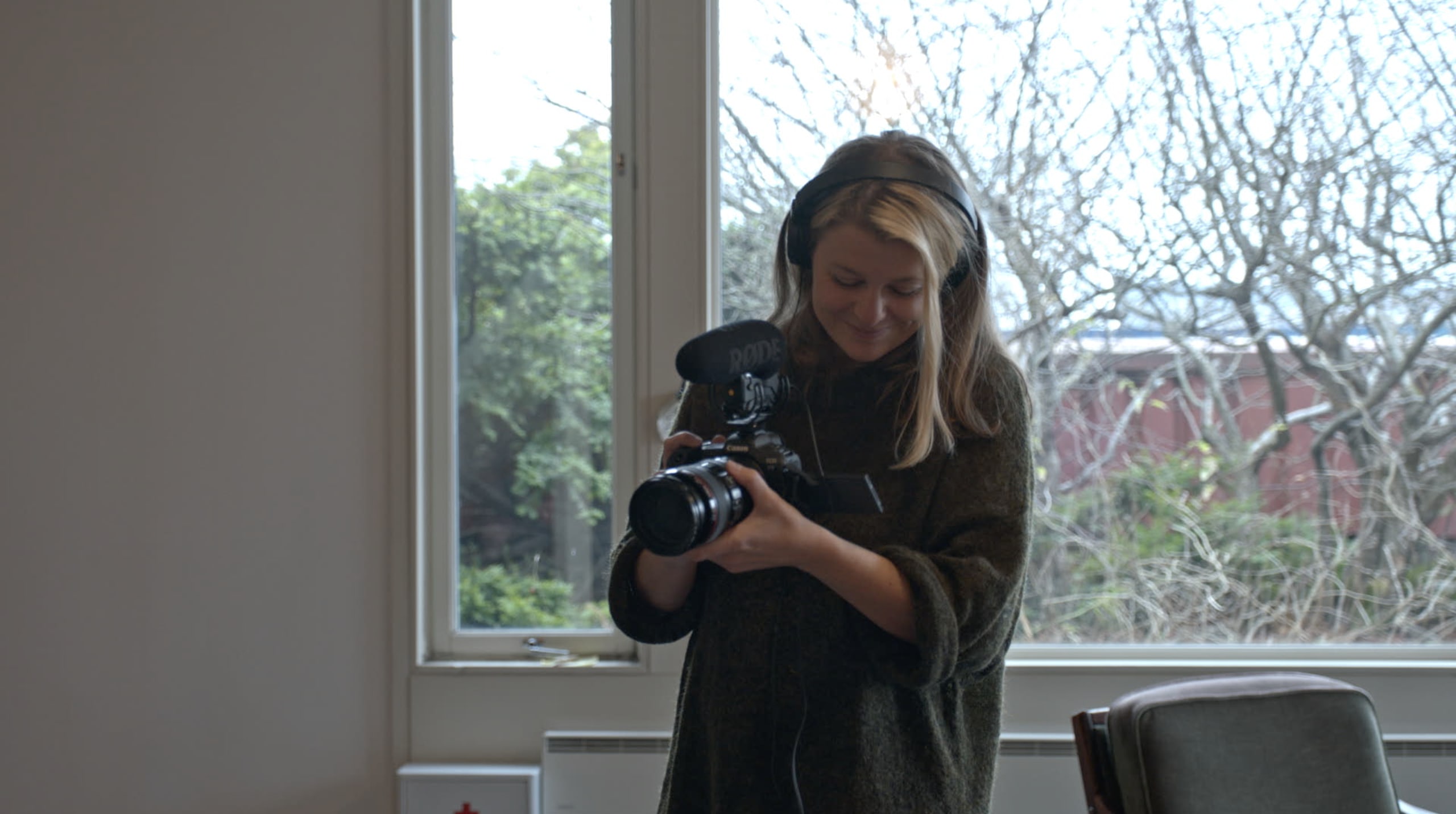 Iselin Linstad spiller Rhea.