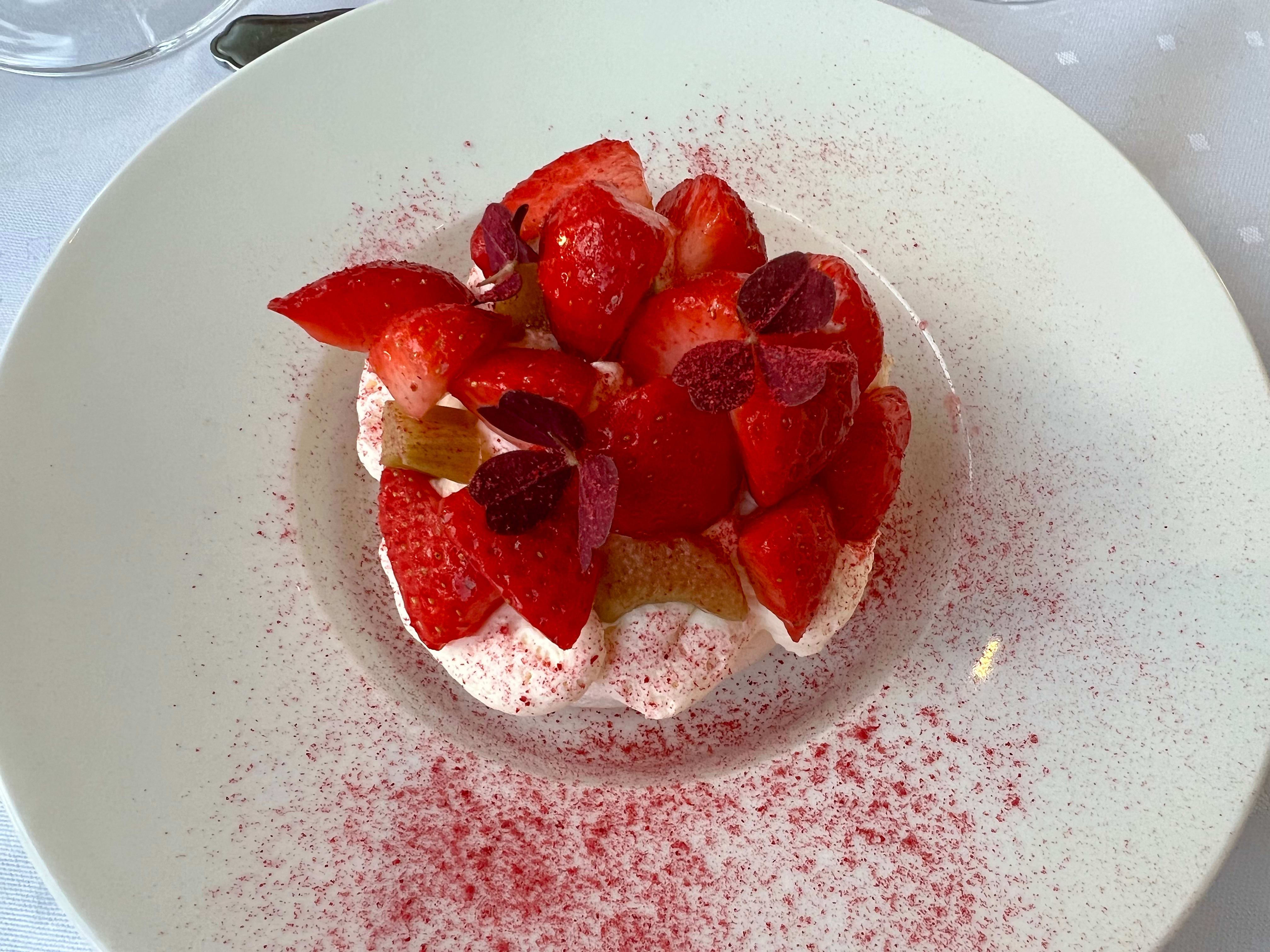 Enkel og klassisk dessert. 