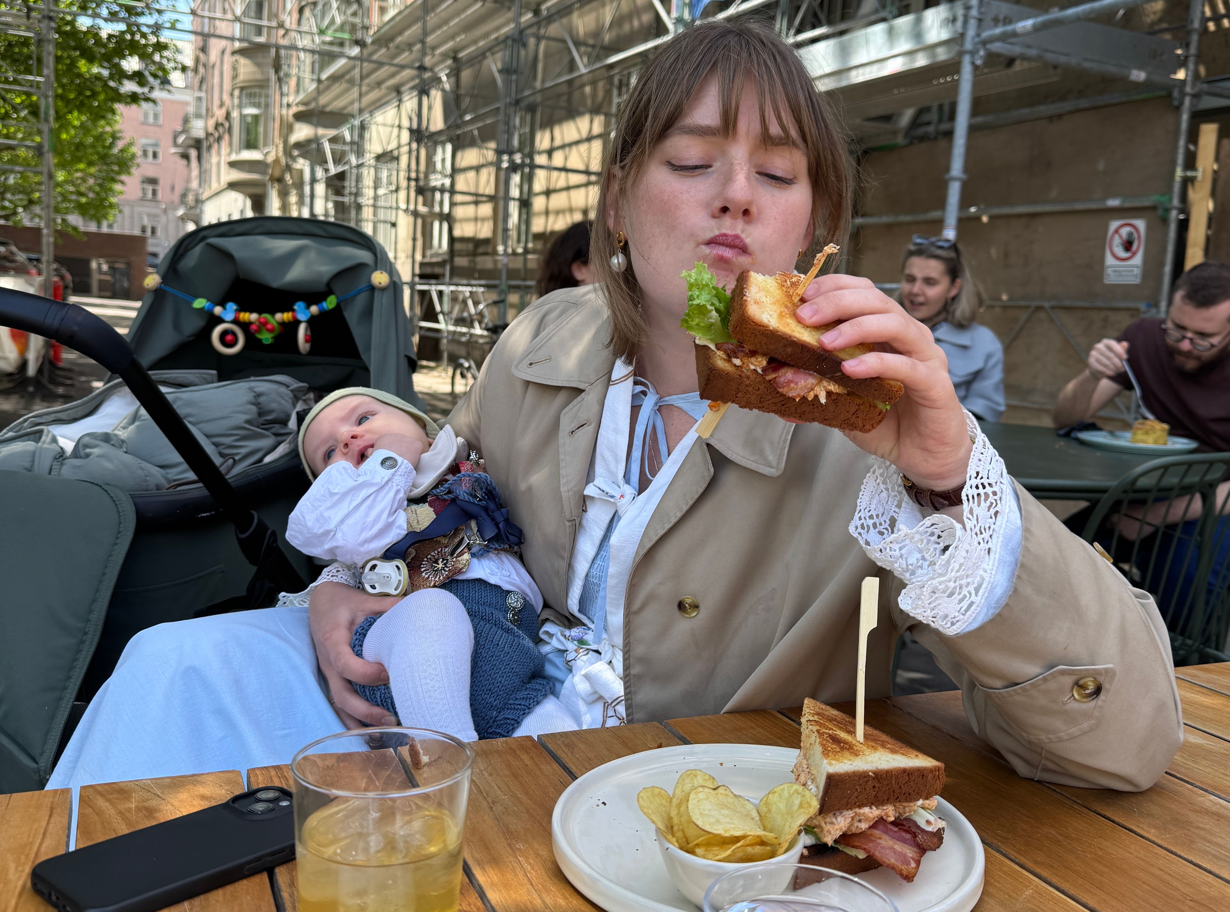 Sigrid Gausen er journalist i Aftenposten og restaurantanmelder i Vink.