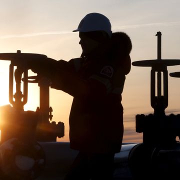 Norsk olje og gass suspenderer de russiske selskapene RN Nordic og Lukoil 